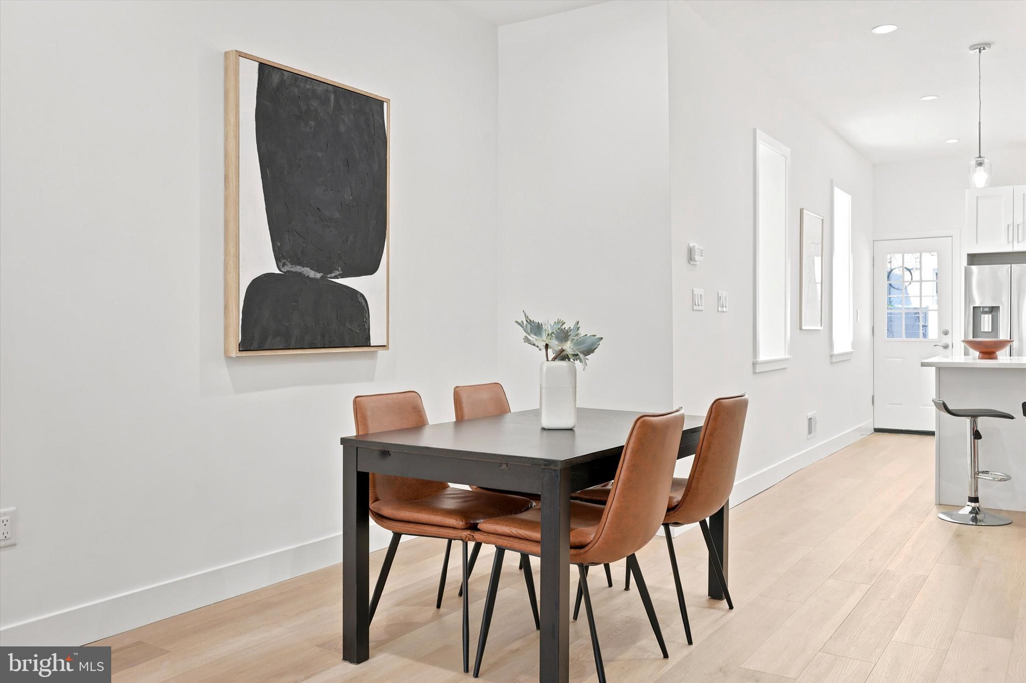 POINT BREEZE - Residential