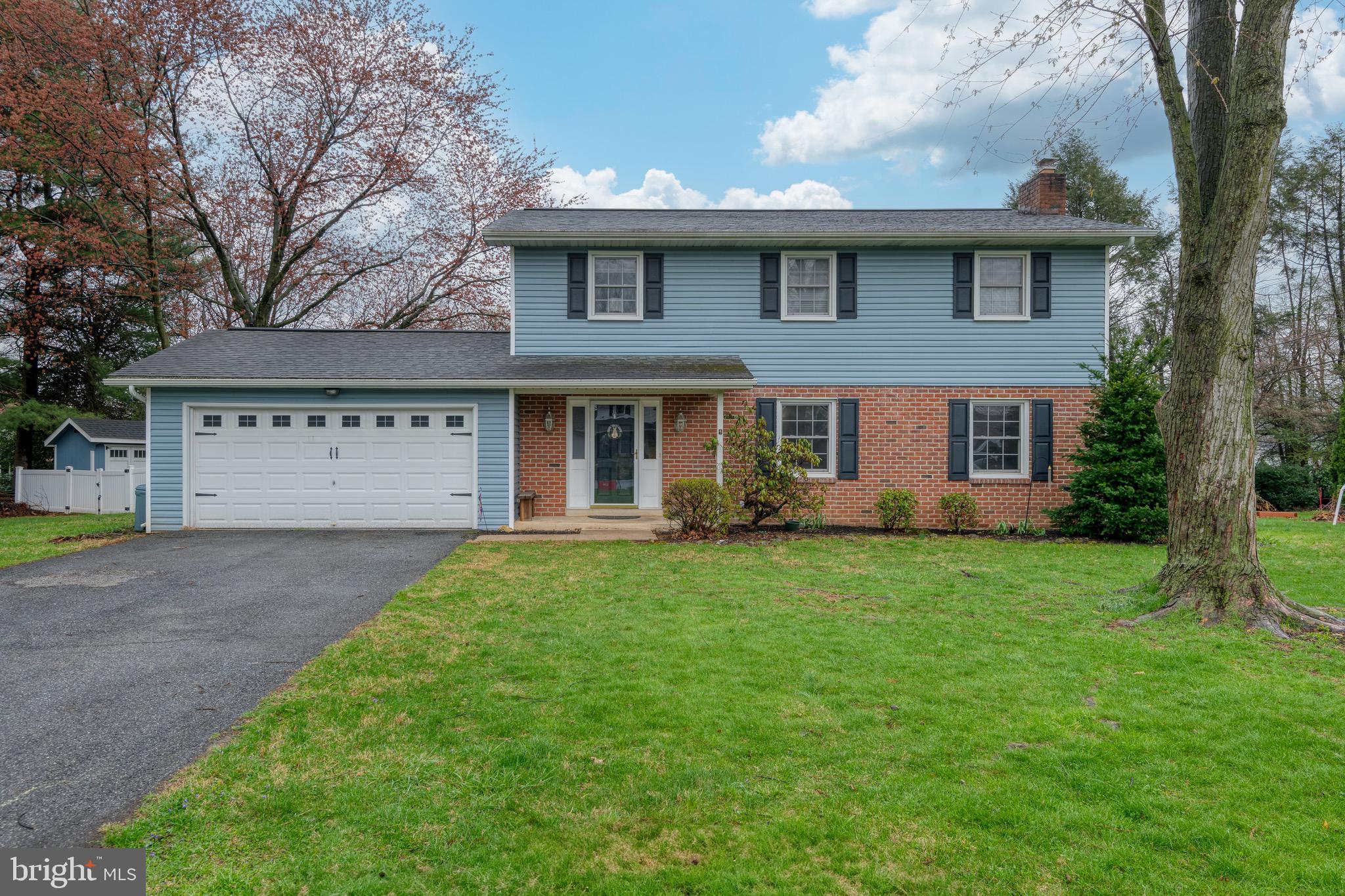 NORTHBROOK HILLS - Residential