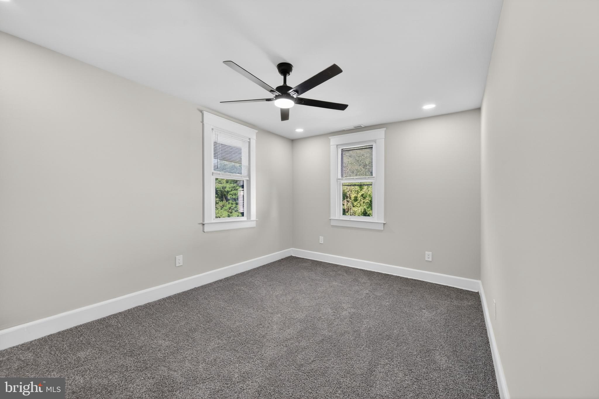 PARKSIDE - Residential