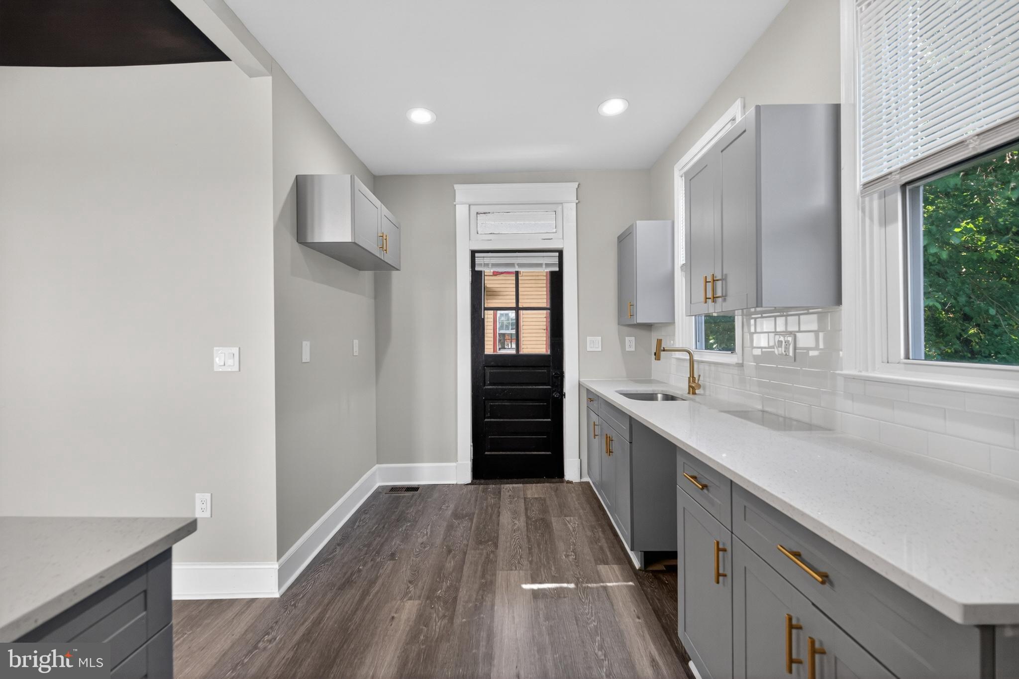 PARKSIDE - Residential