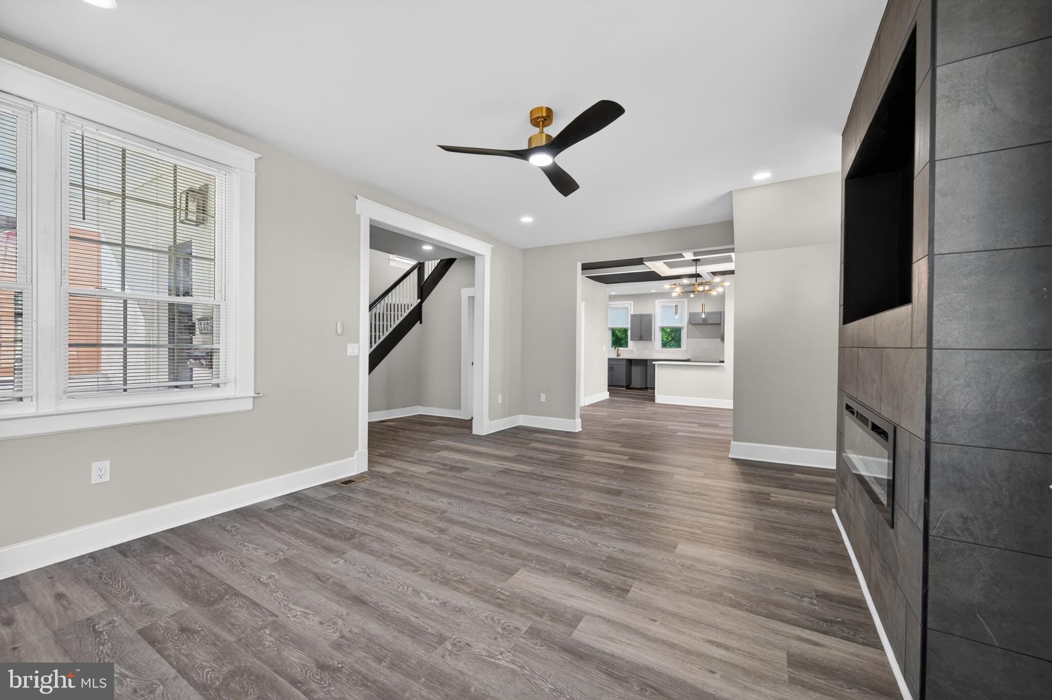 PARKSIDE - Residential
