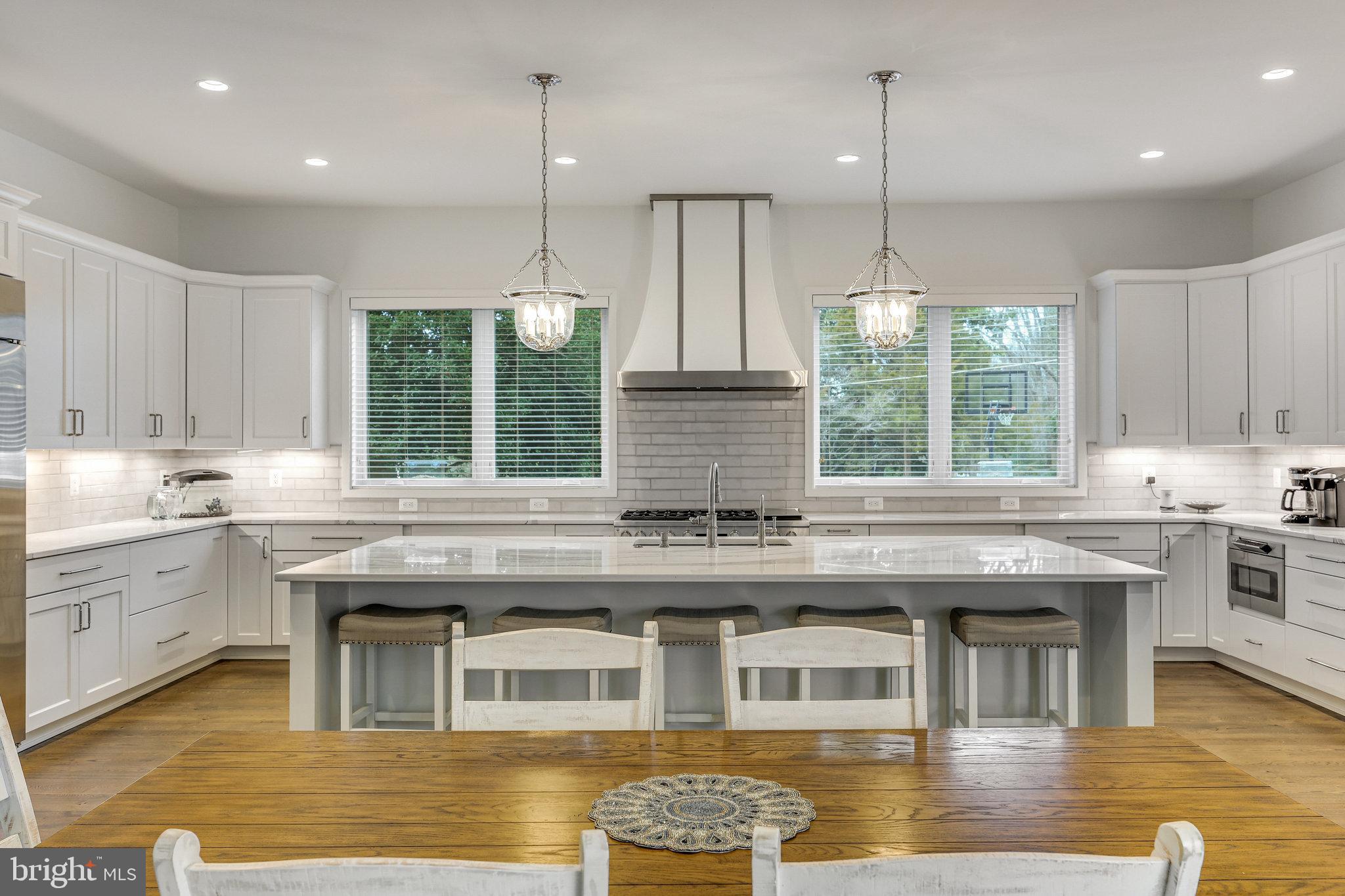 VIENNA WOODS - Residential