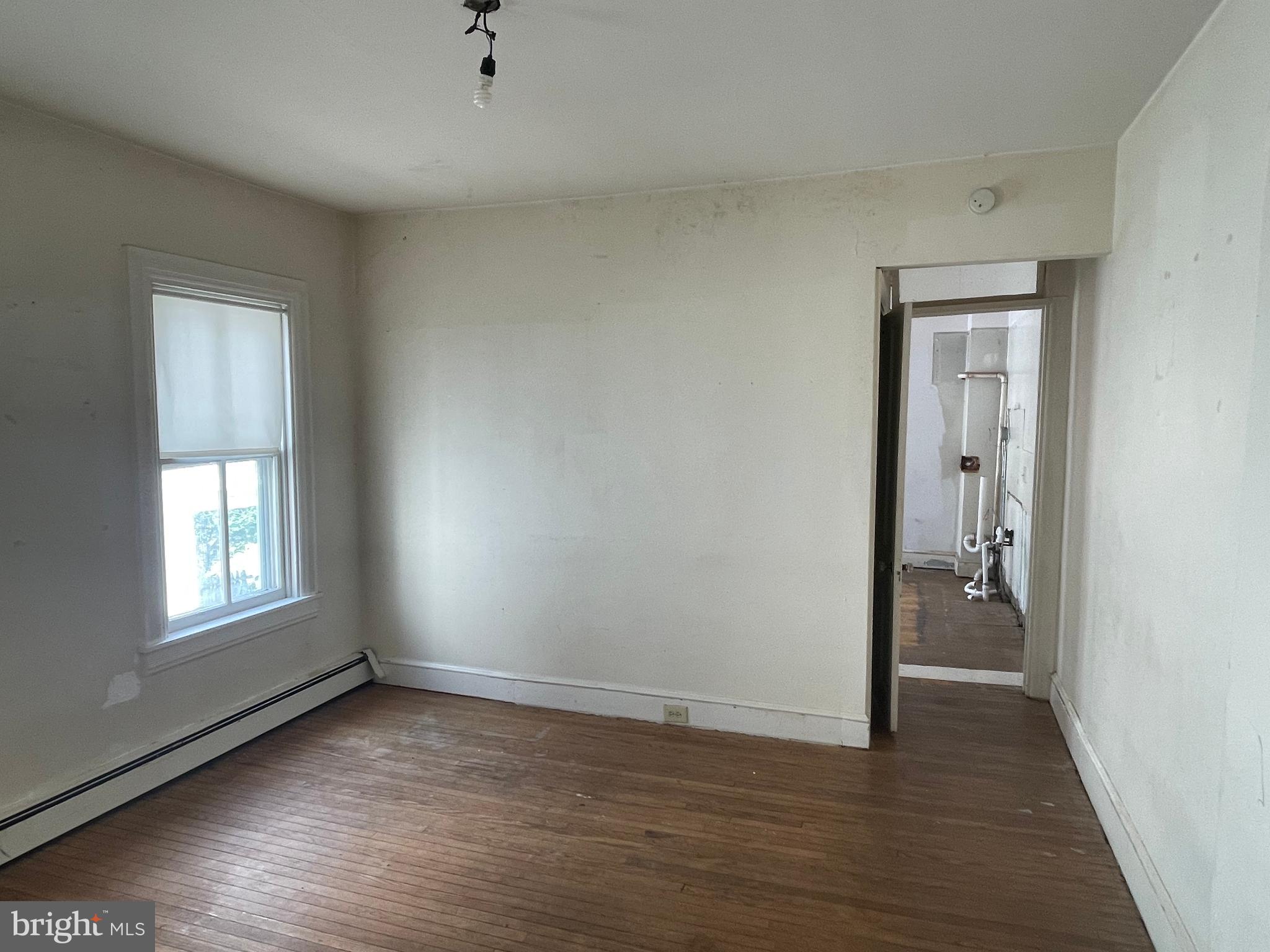 CHESTNUT HILL - Residential Income