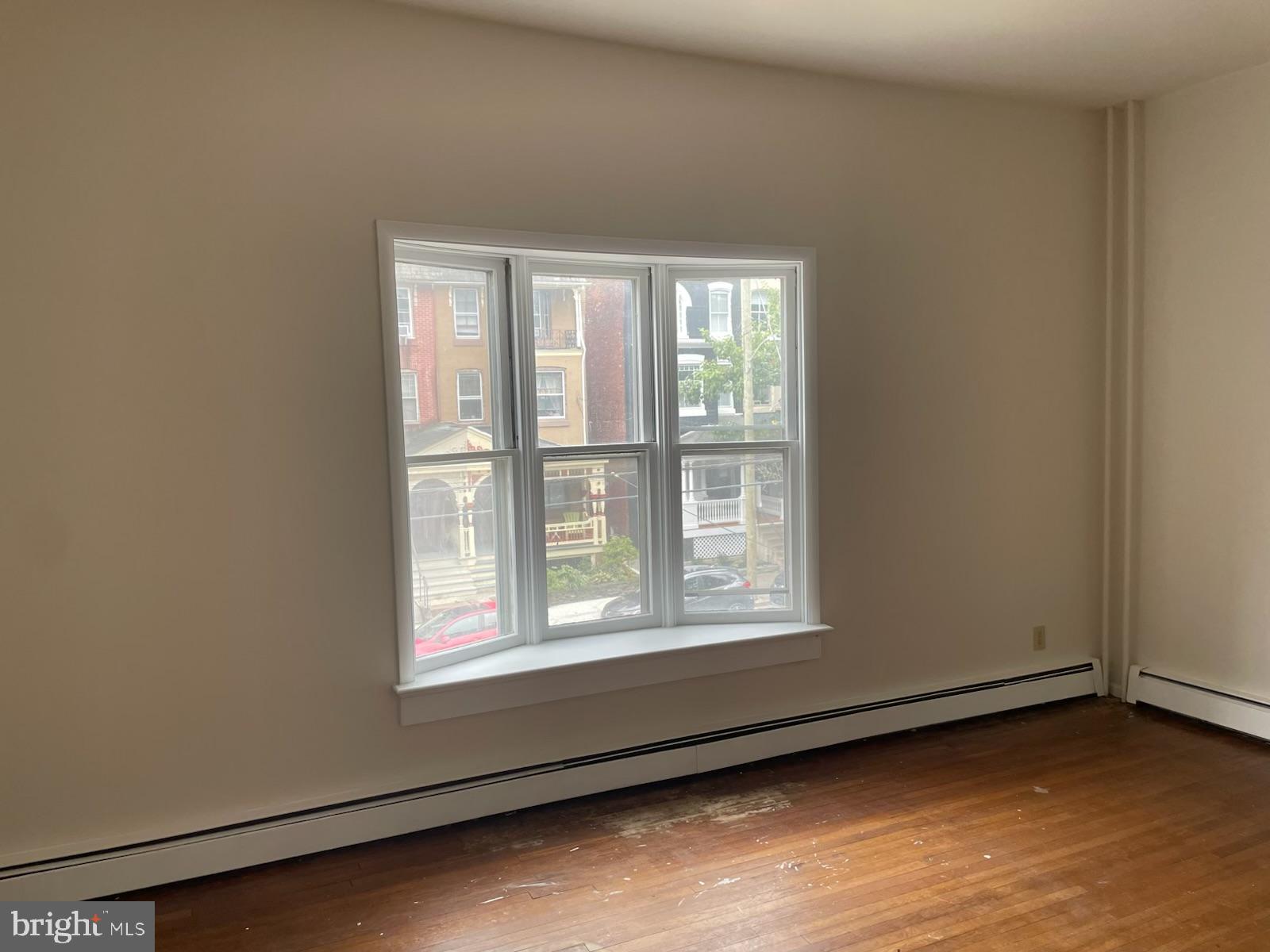 CHESTNUT HILL - Residential Income