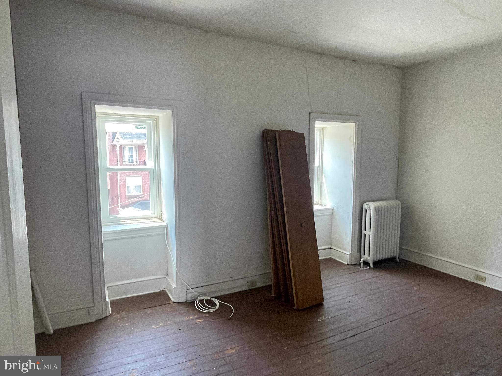 CHESTNUT HILL - Residential Income
