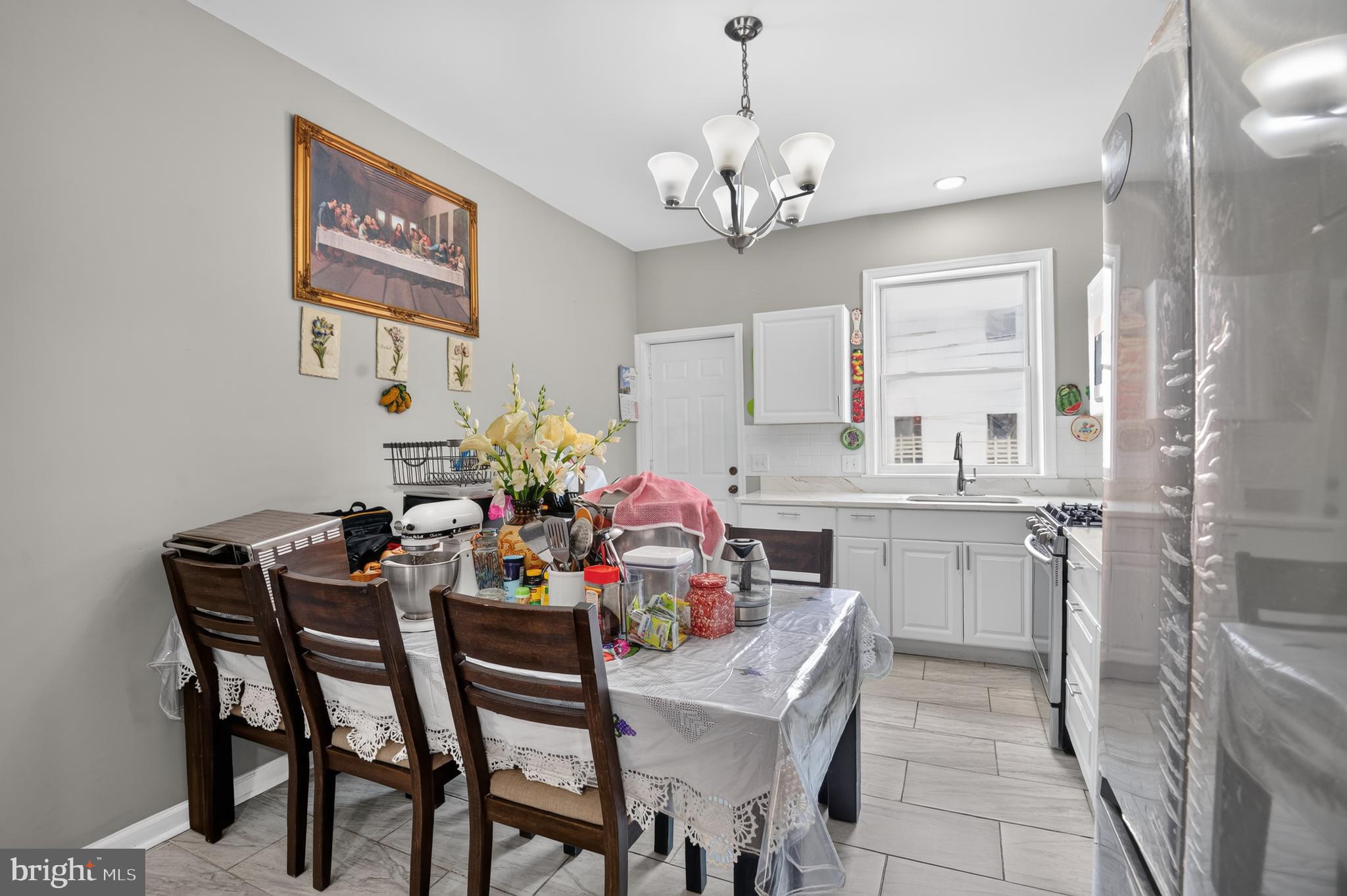 ELLWOOD PARK - Residential