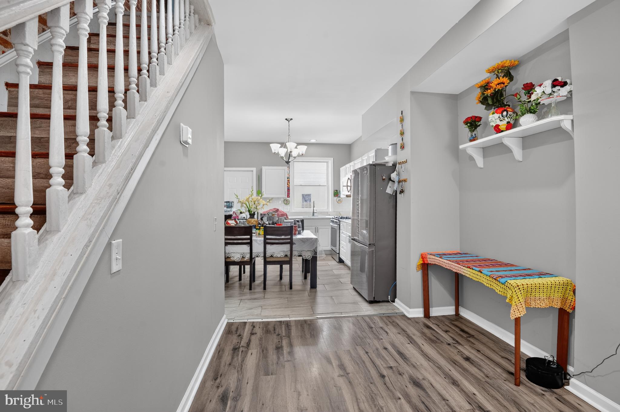 ELLWOOD PARK - Residential