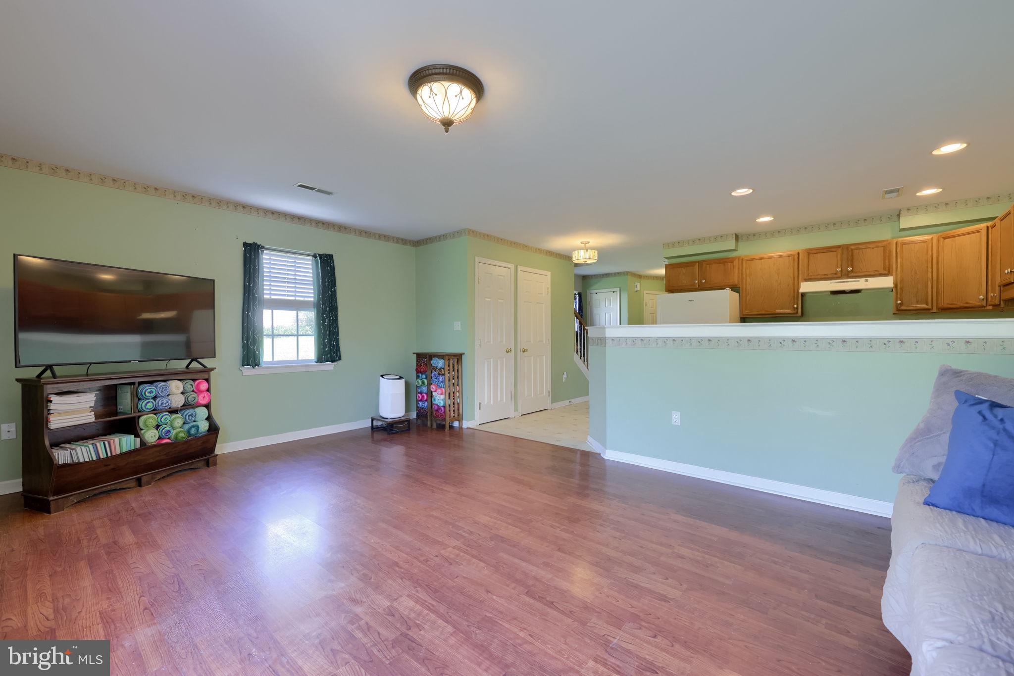 QUAIL HOLLOW - Residential