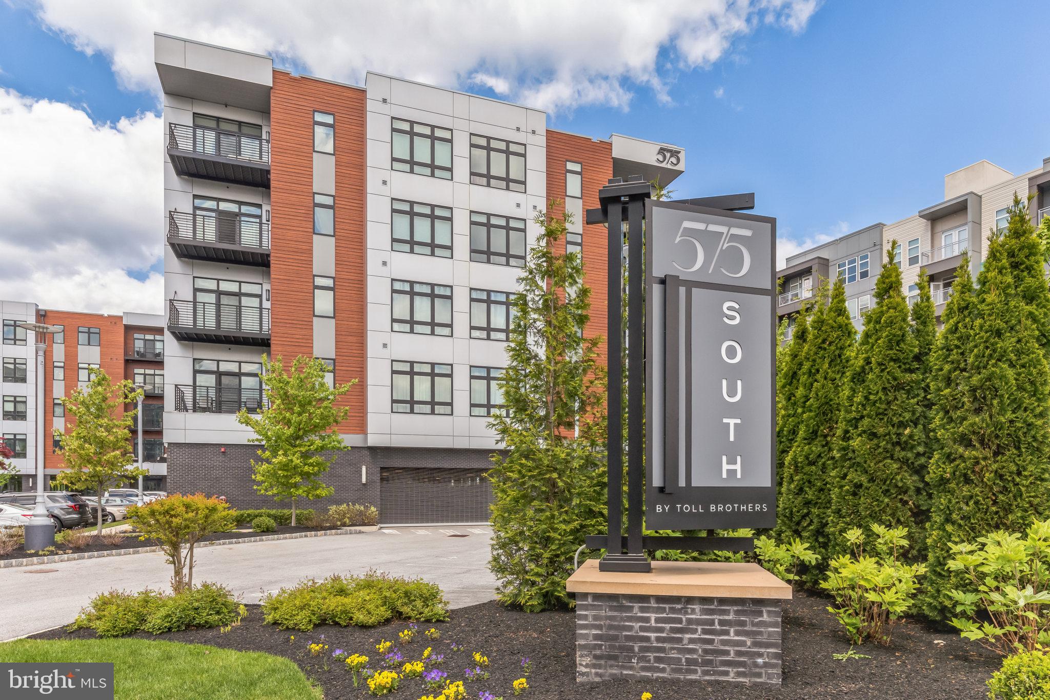 575 SOUTH CONDOS - Residential Lease