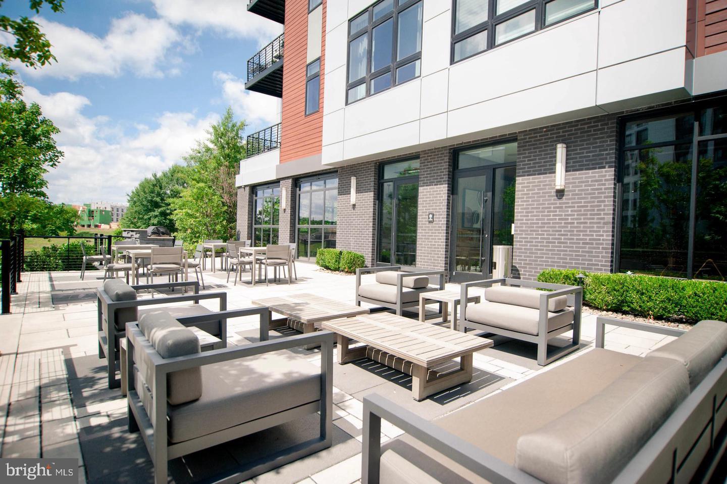 575 SOUTH CONDOS - Residential Lease