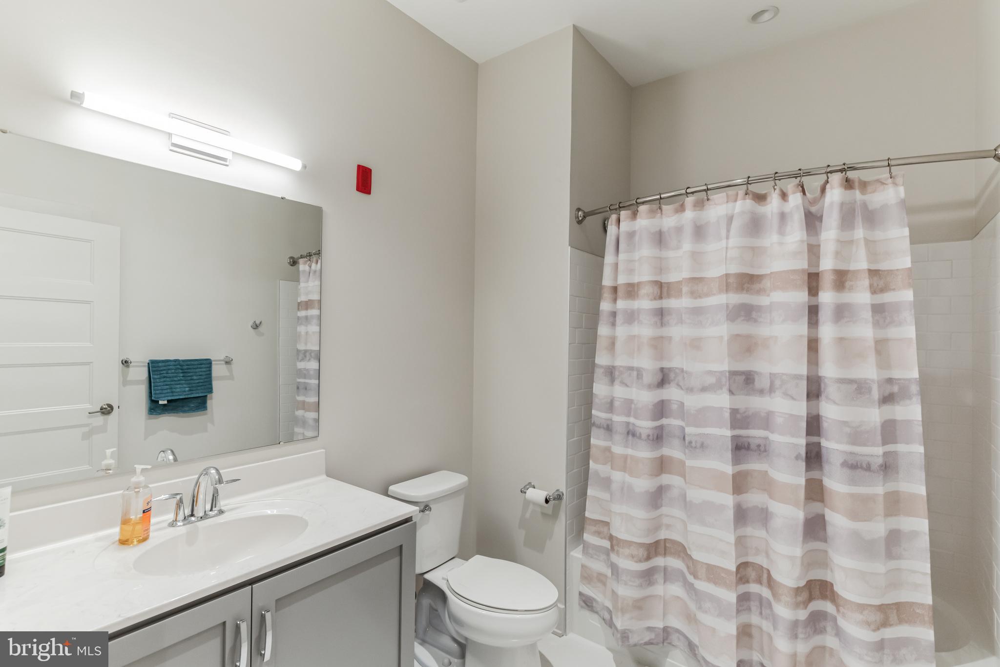 575 SOUTH CONDOS - Residential Lease