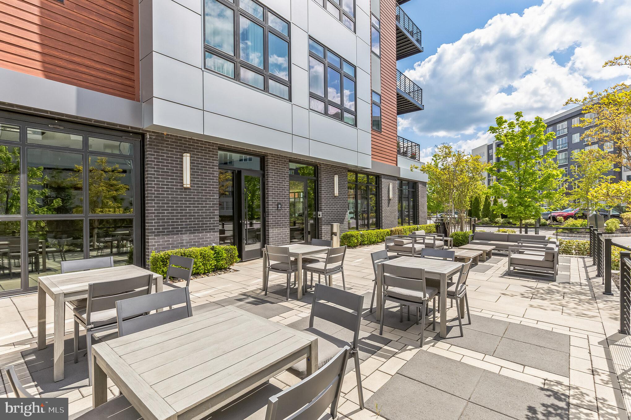 575 SOUTH CONDOS - Residential Lease