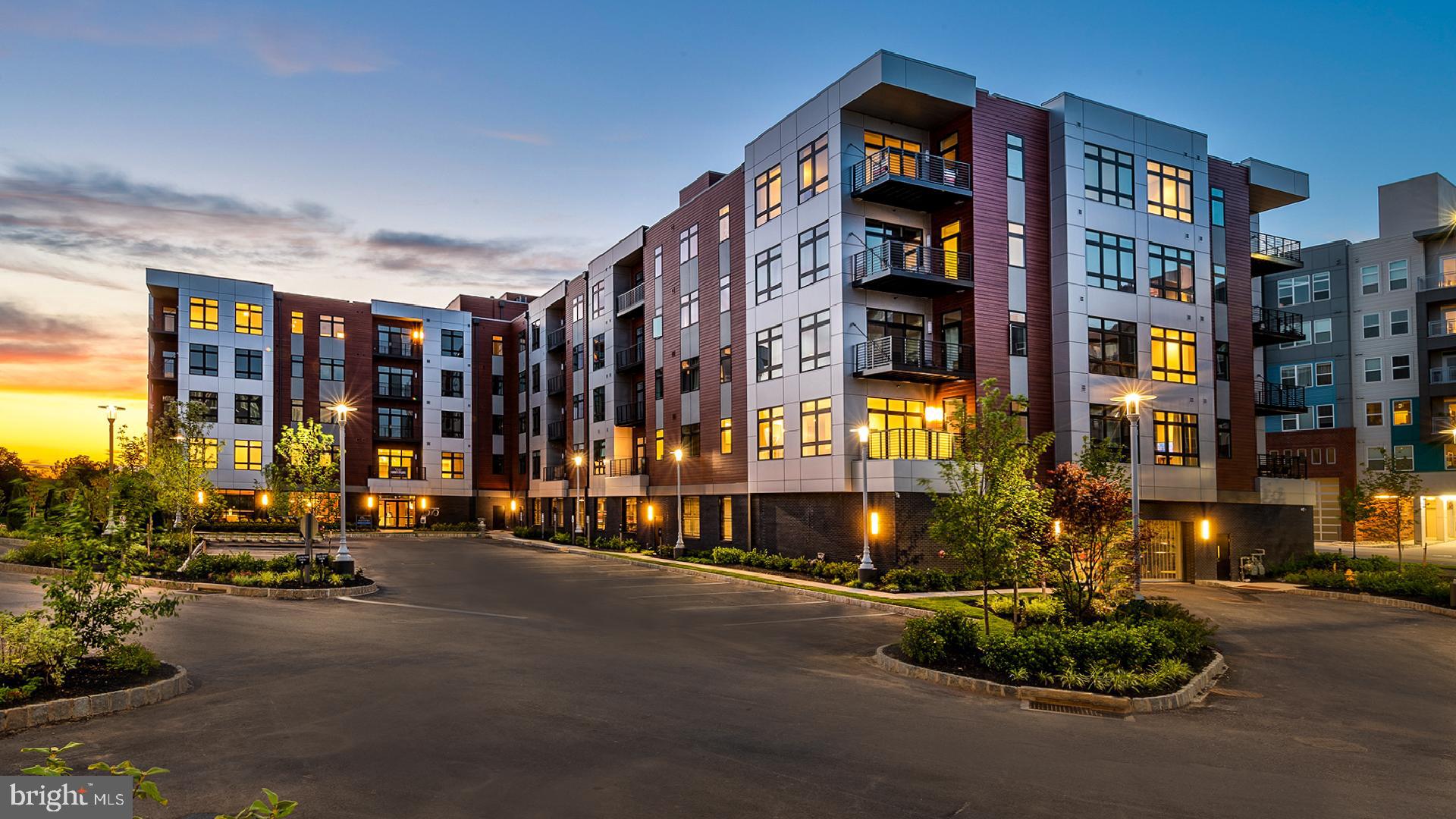 575 SOUTH CONDOS - Residential Lease