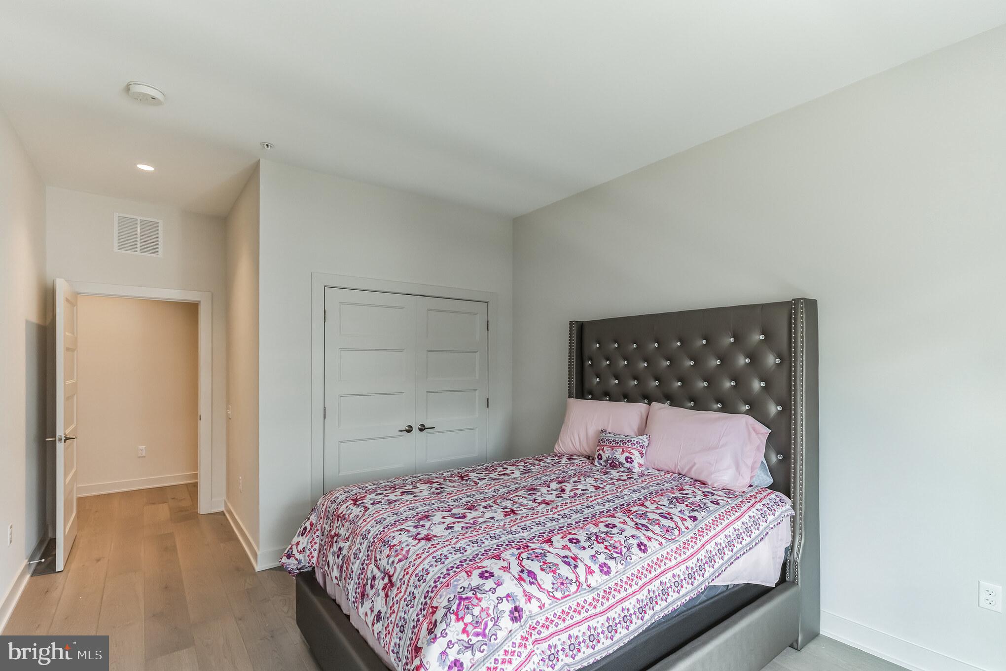 575 SOUTH CONDOS - Residential Lease