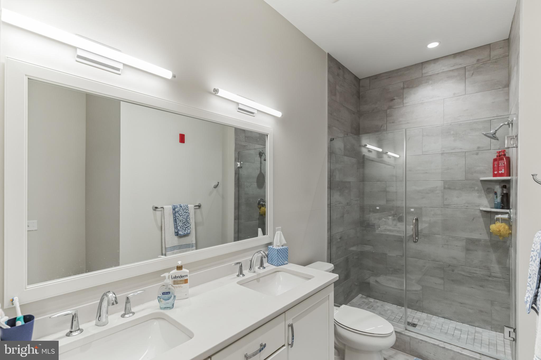 575 SOUTH CONDOS - Residential Lease