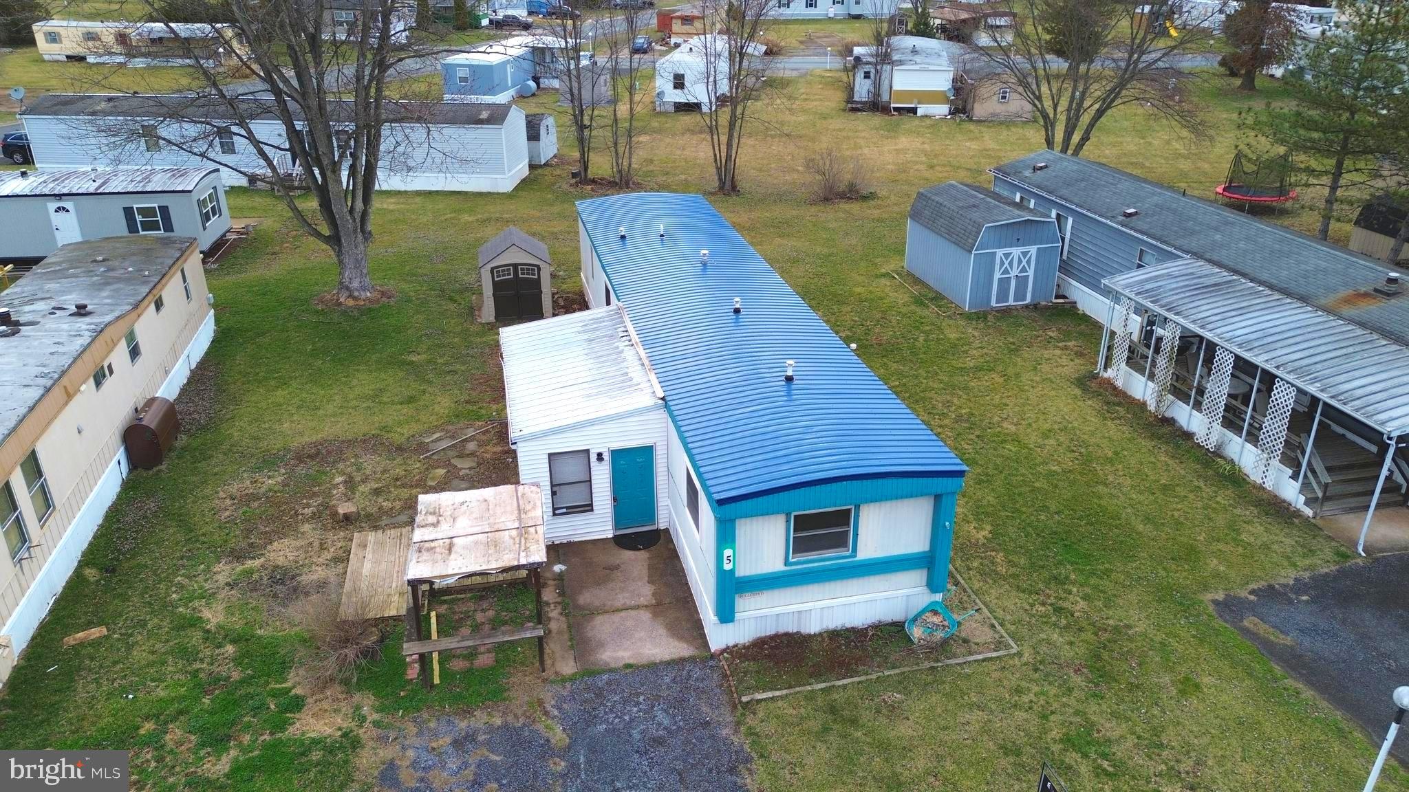 PINE MANOR MHP - Residential