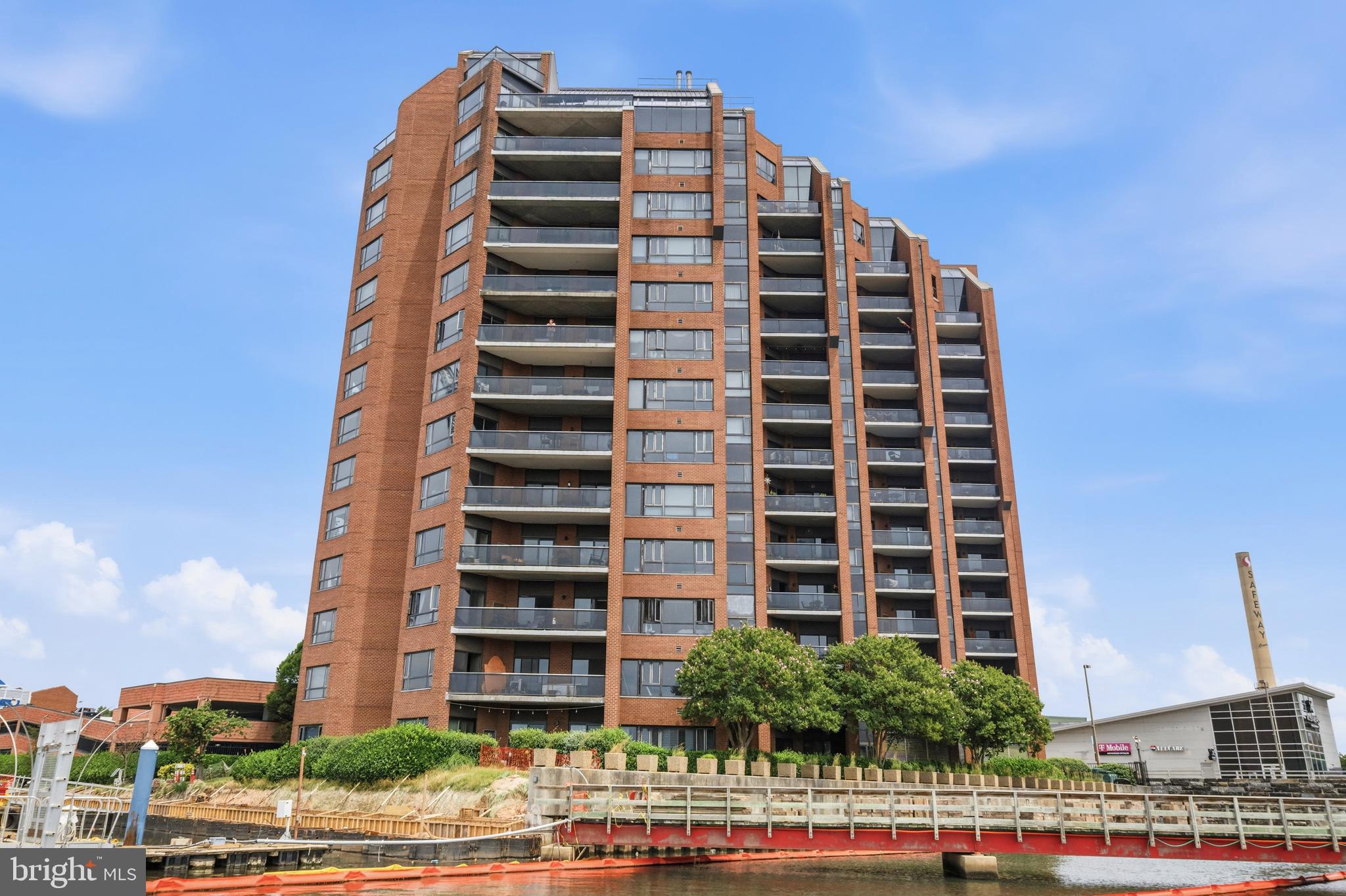THE ANCHORAGE - Residential
