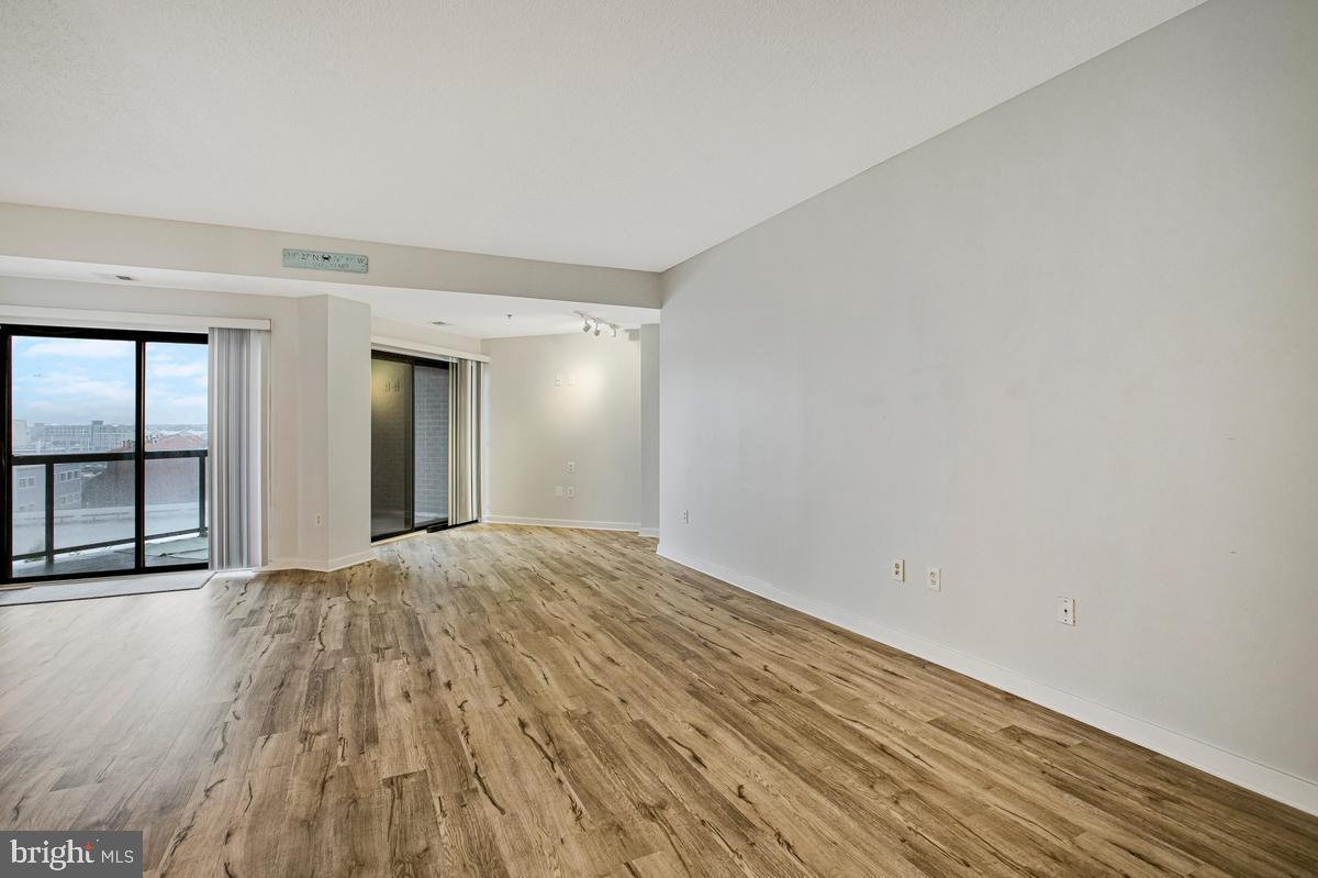 THE ANCHORAGE - Residential