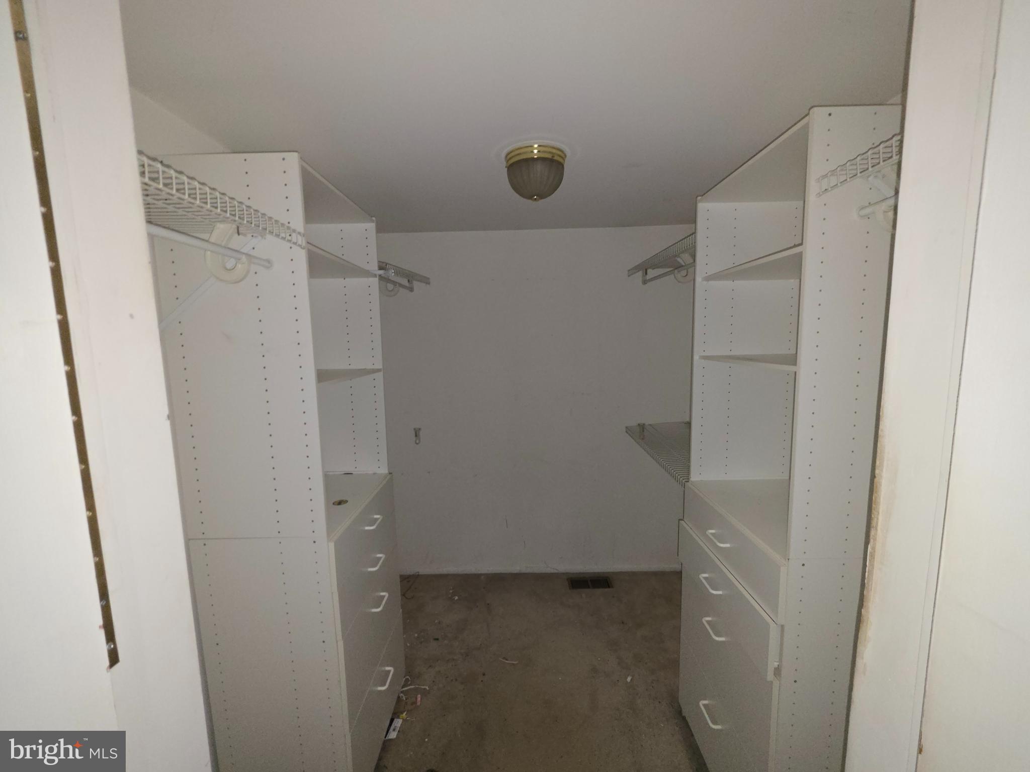 POINTER RIDGE AT COLLINGTON - Residential