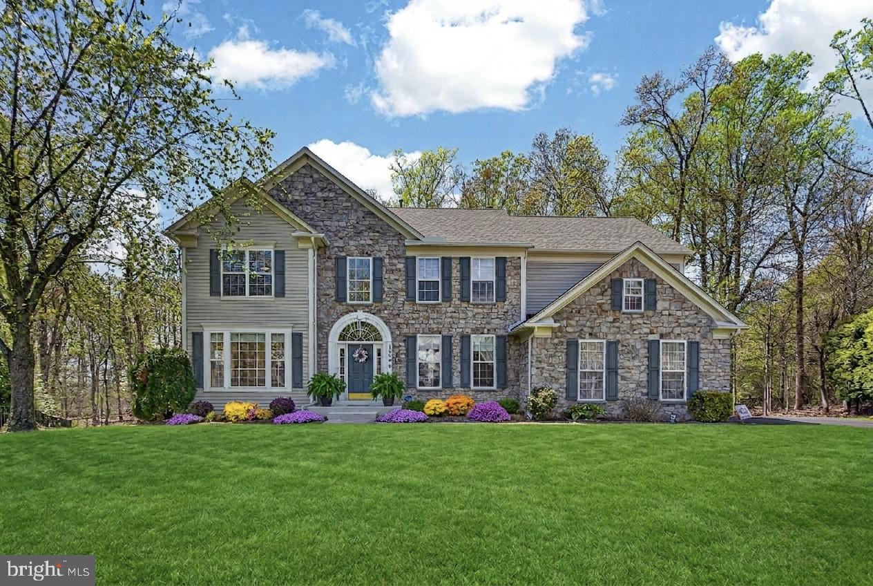 VINEYARD OAK NORTH - Residential