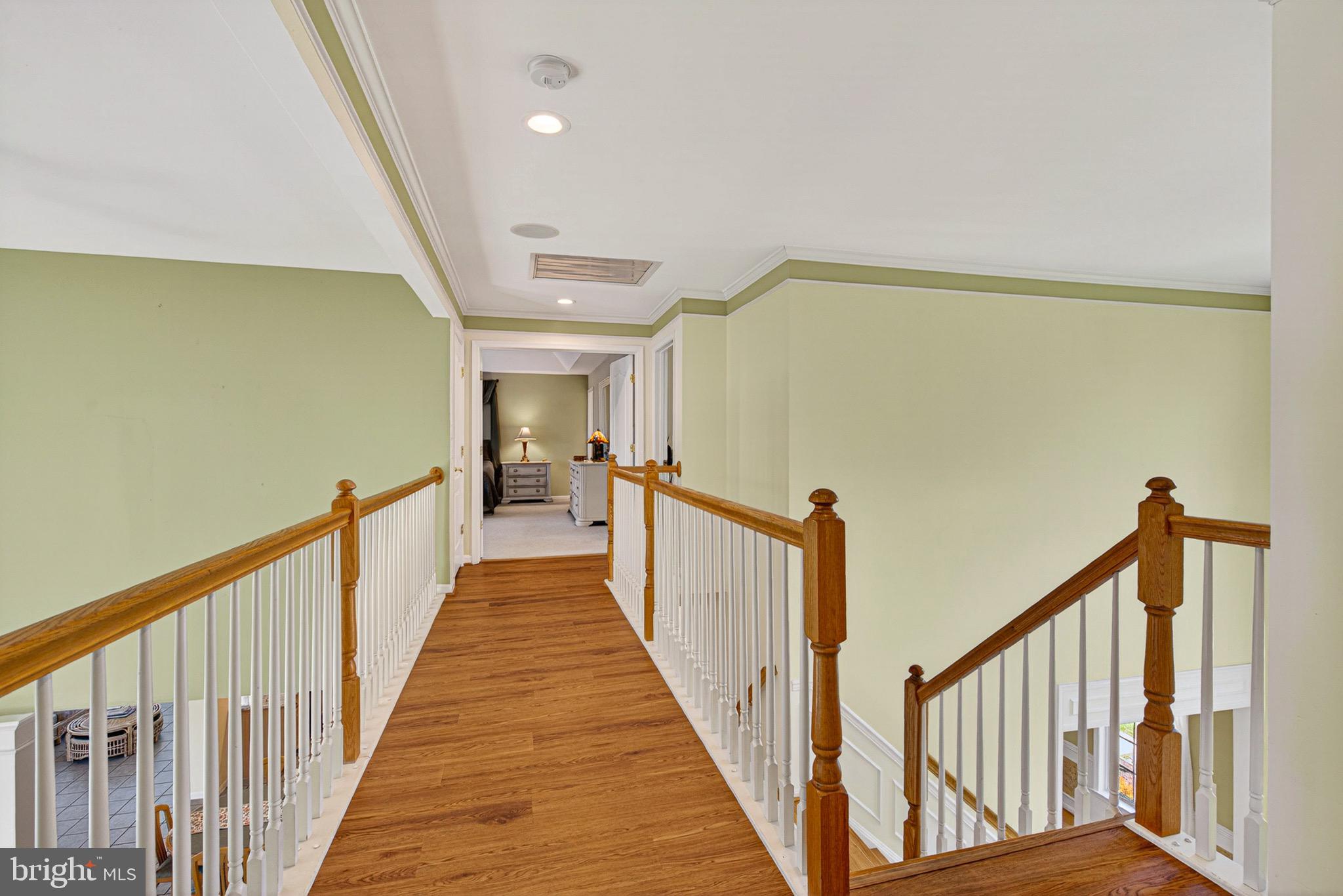 VINEYARD OAK NORTH - Residential