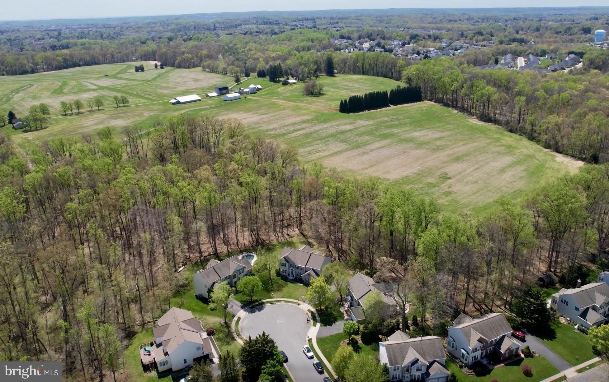 VINEYARD OAK NORTH - Residential