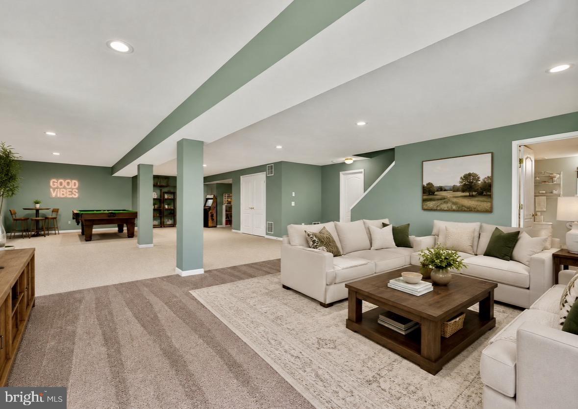 VINEYARD OAK NORTH - Residential