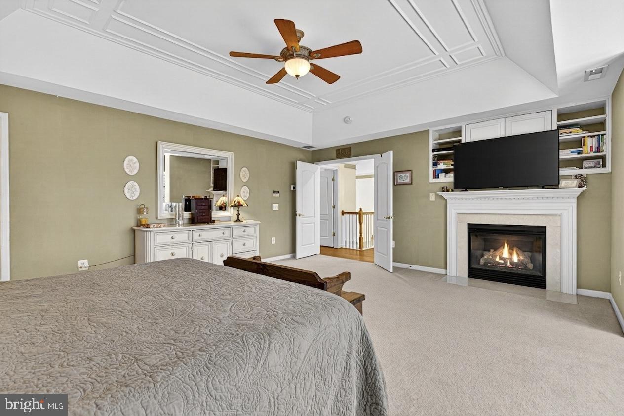 VINEYARD OAK NORTH - Residential