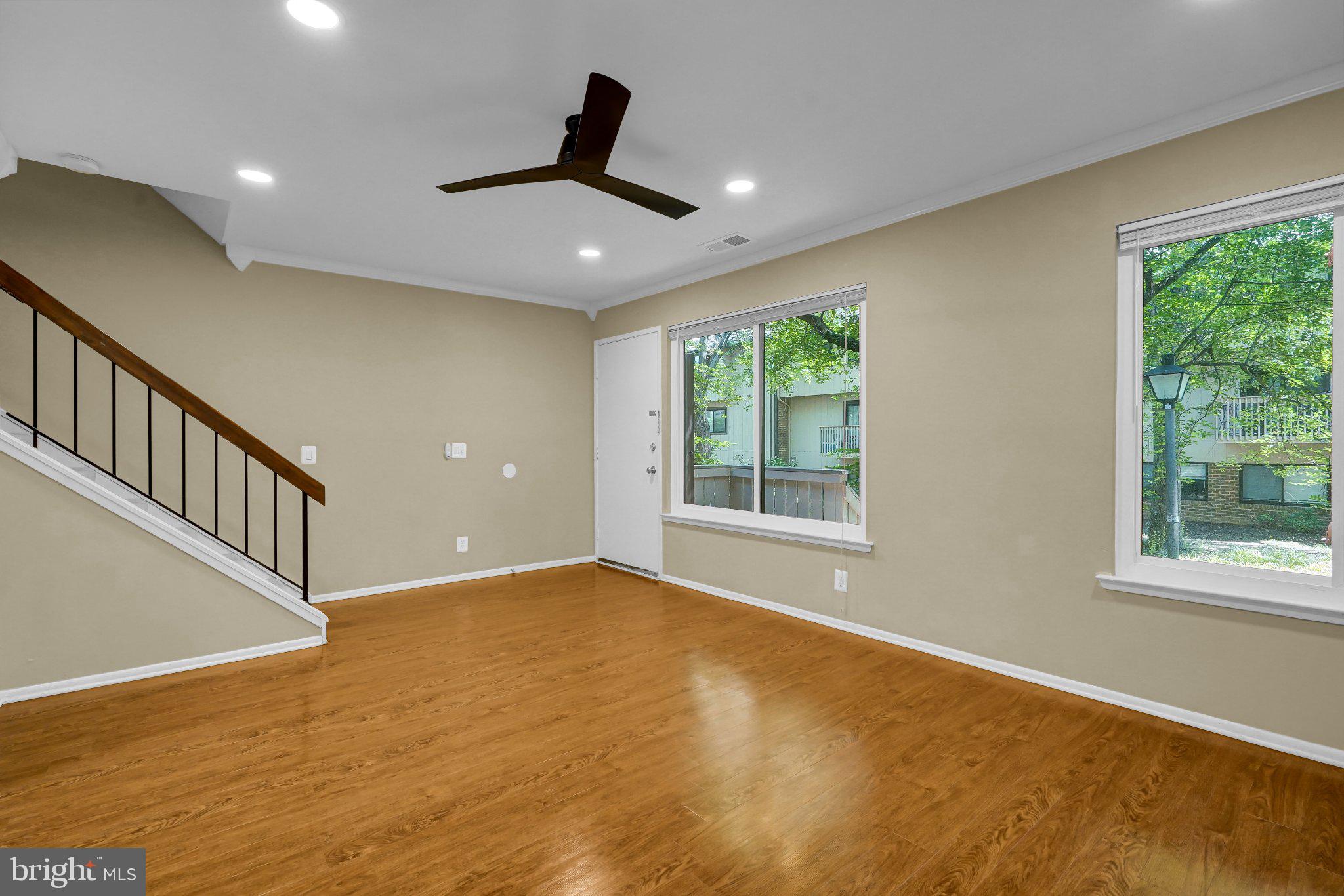 MOSBYS LANDING - Residential