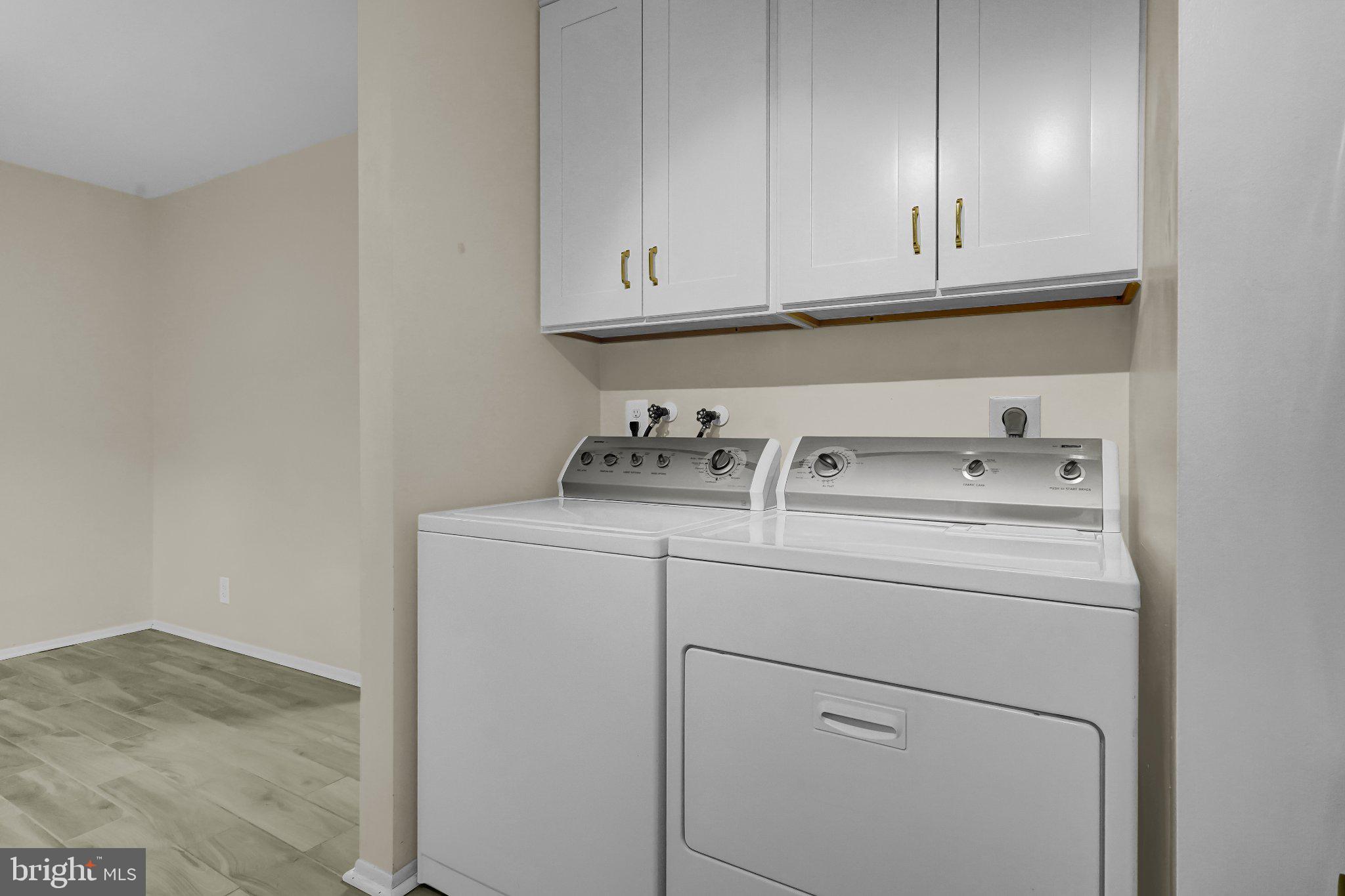 MOSBYS LANDING - Residential