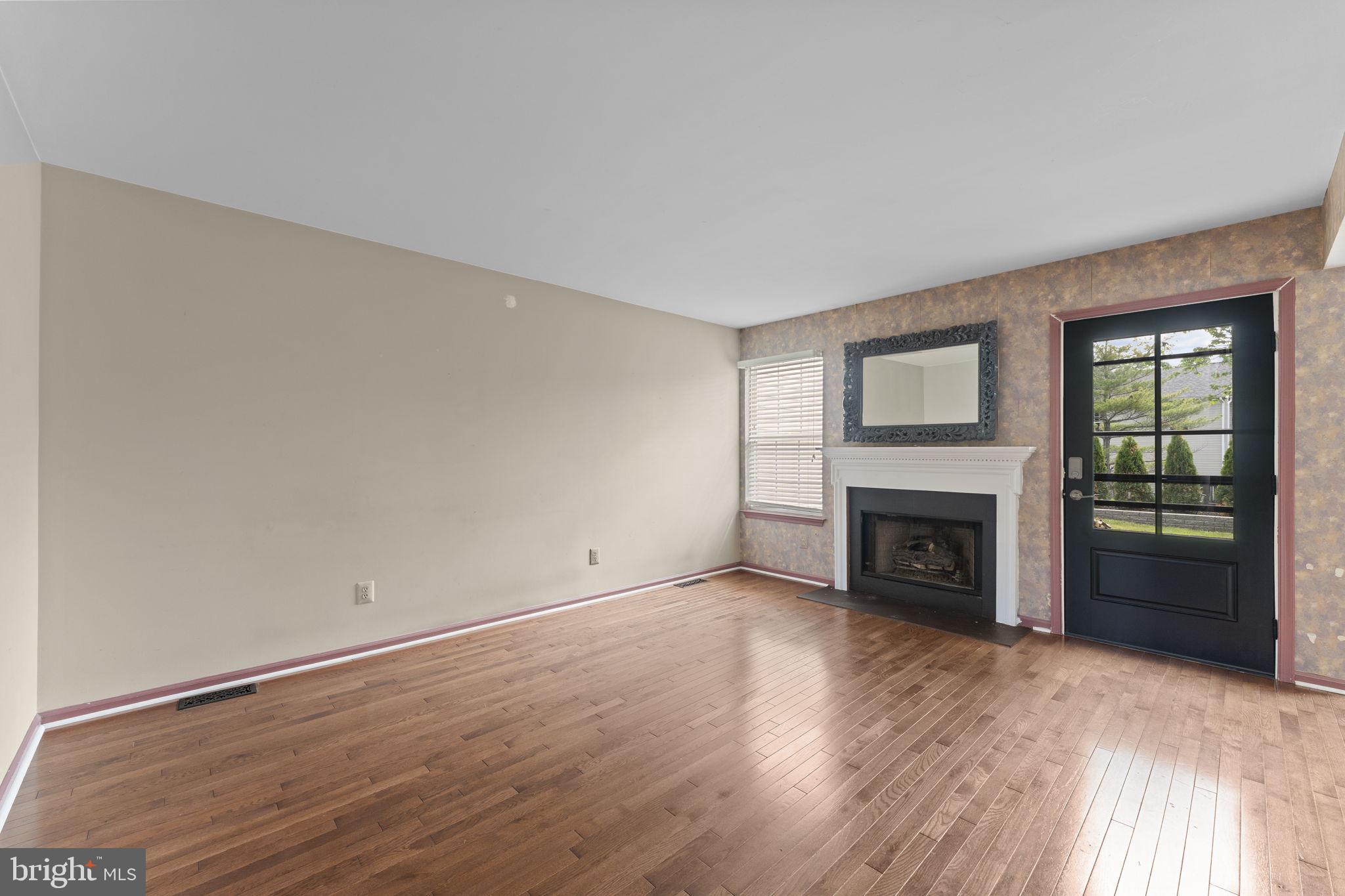 STONEGATE - Residential