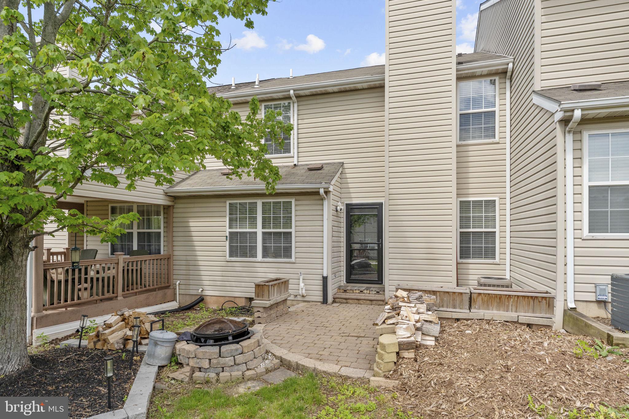 STONEGATE - Residential