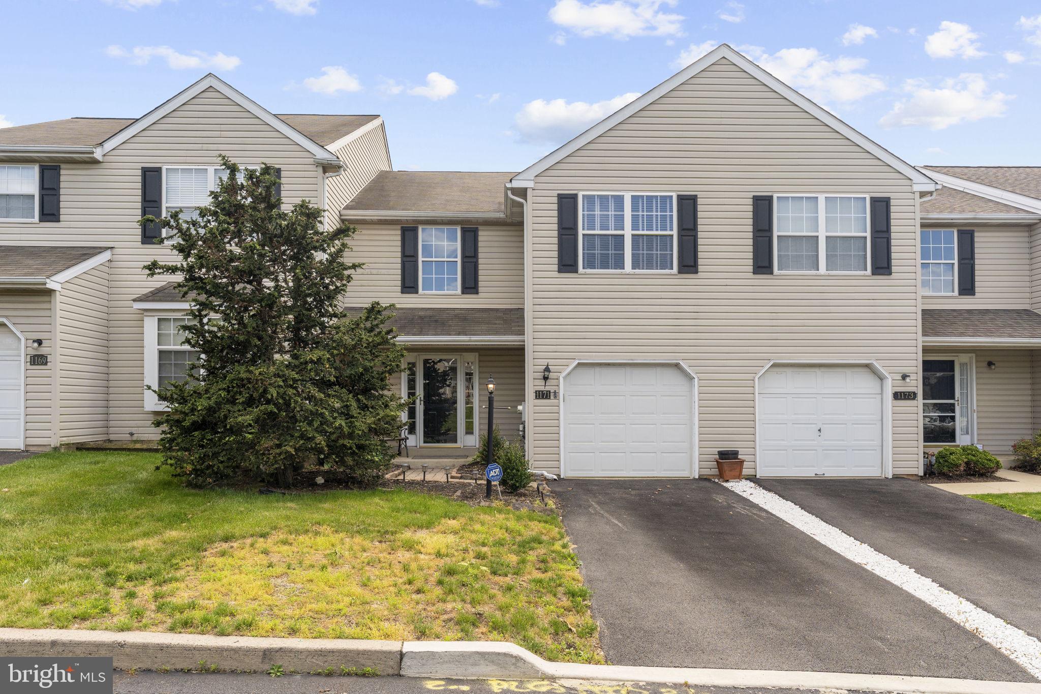 Here is your chance to own a 3-bedroom, 2.1-bath home in the desirable Stonegate community!
This home features ceramic tile flooring from the foyer through the kitchen. The kitchen offers a ceramic tile backsplash, Corian countertops, and plenty of workspace. There are hardwood floors in the spacious dining room and inviting living room with a fireplace provide the perfect setting for everyday living and entertaining.    All bedrooms are generously sized, including the primary bedroom with a walk-in closet.  The finished basement adds valuable additional living space and also includes storage and a laundry area.   
Don’t miss the opportunity to see this property and call it home.  Schedule your showing today!