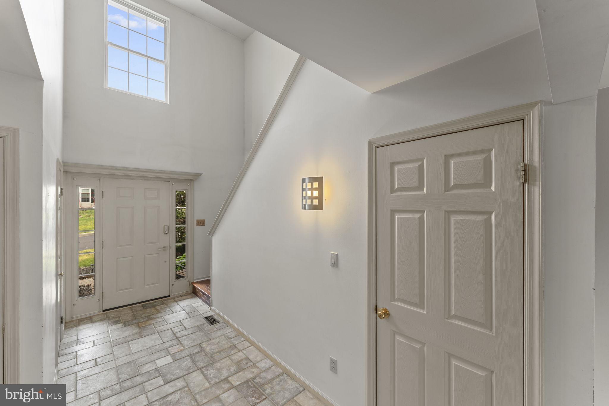 STONEGATE - Residential