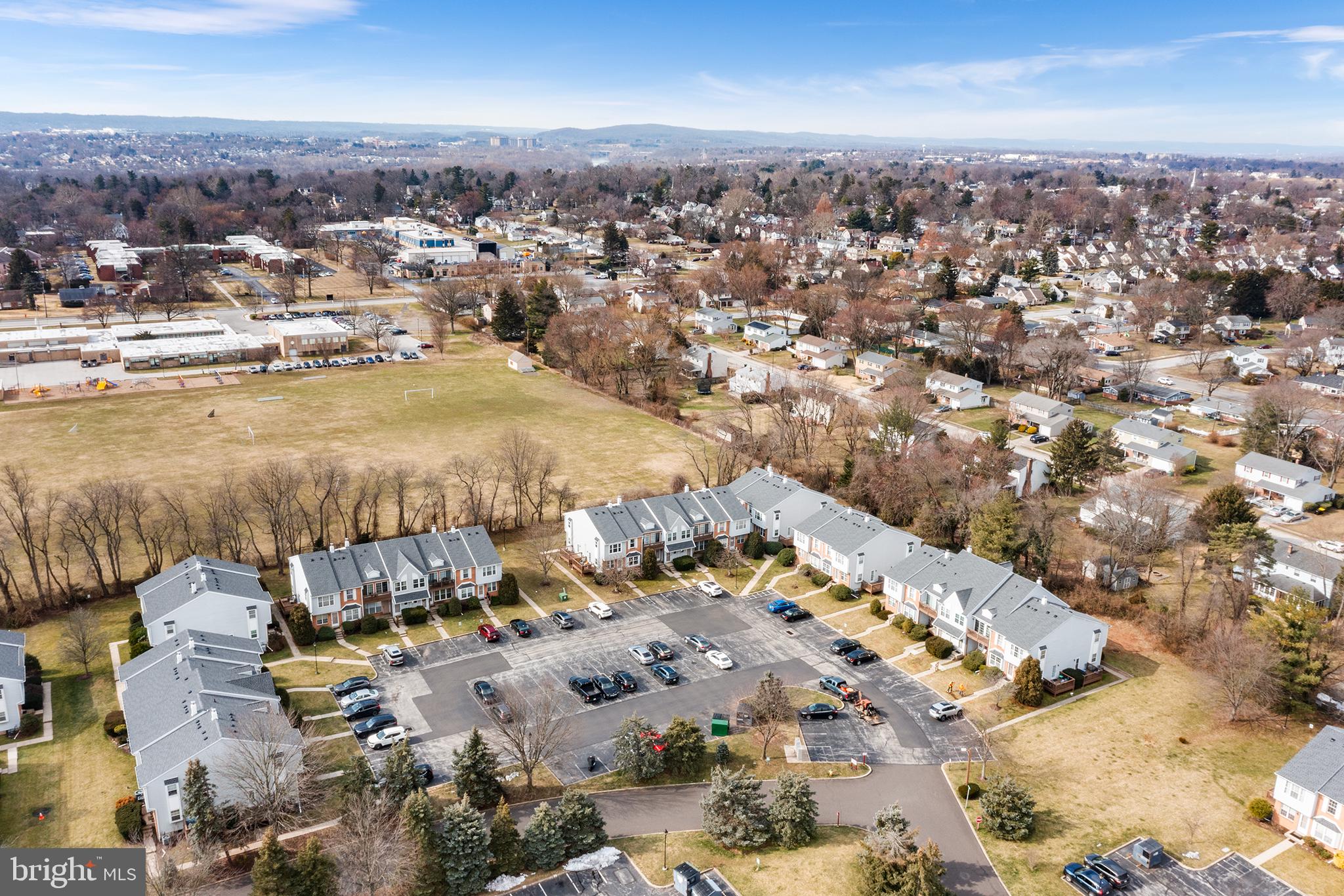 NORTHRIDGE ESTATES - Residential