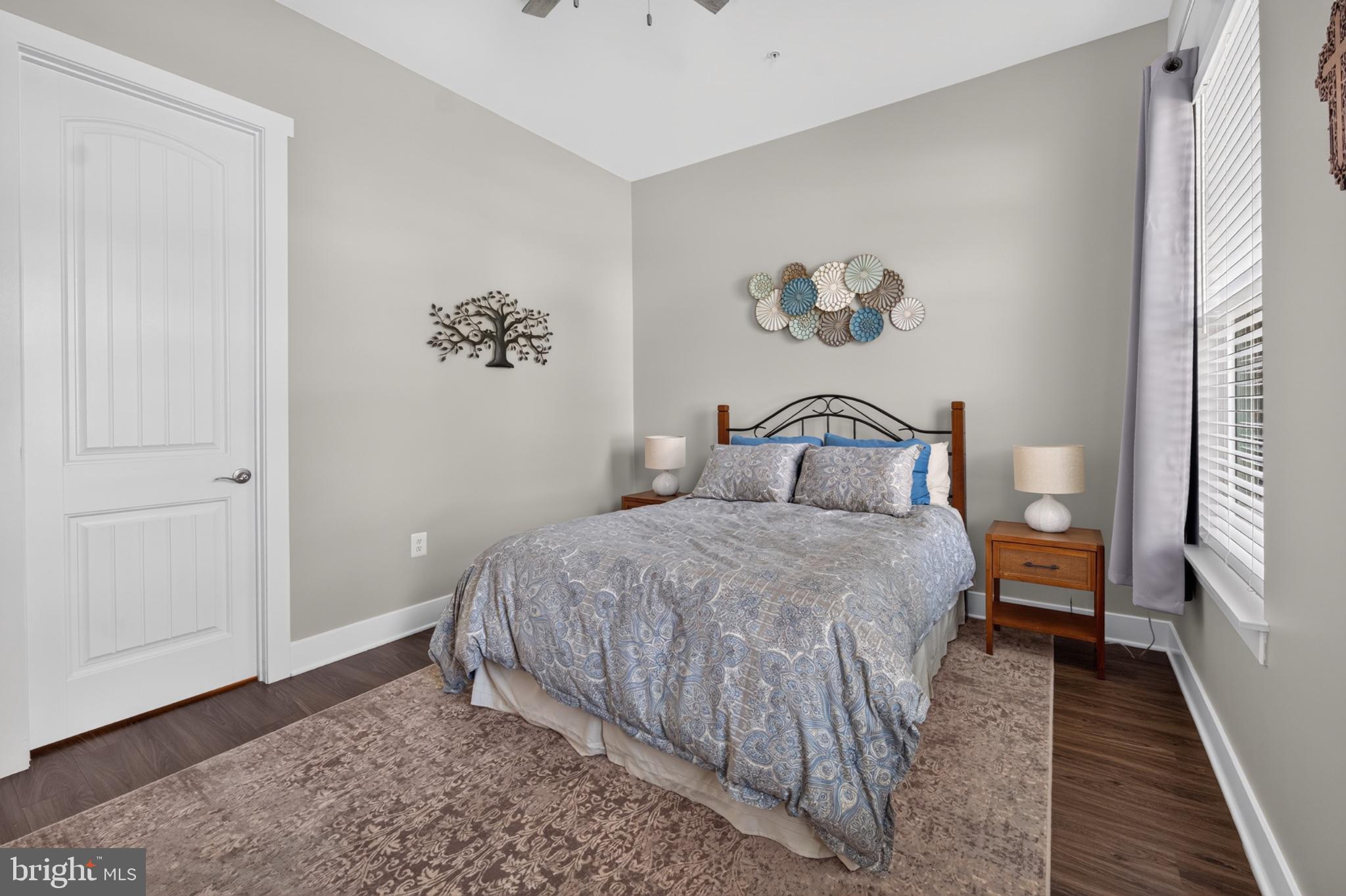 FOUR SEASONS AT KENT ISLAND - Residential