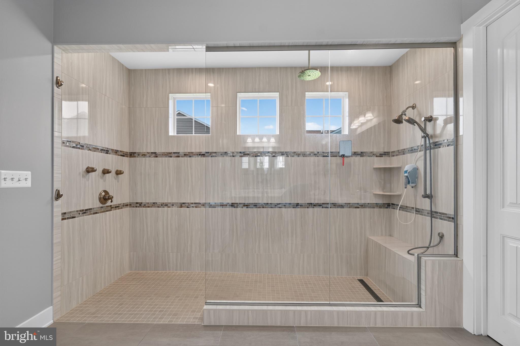 FOUR SEASONS AT KENT ISLAND - Residential