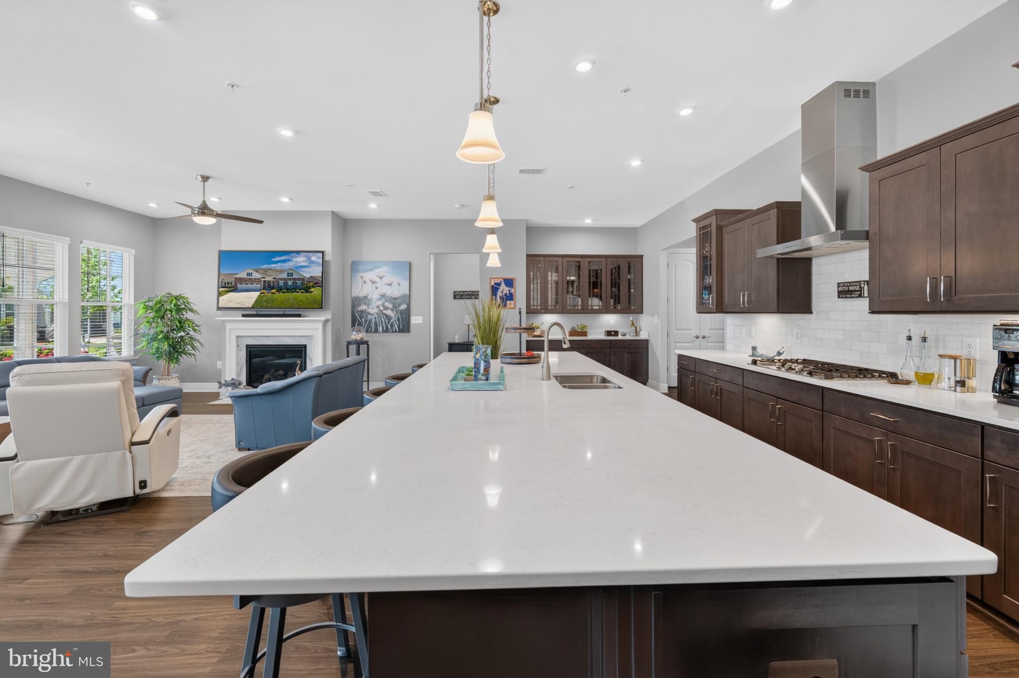 FOUR SEASONS AT KENT ISLAND - Residential
