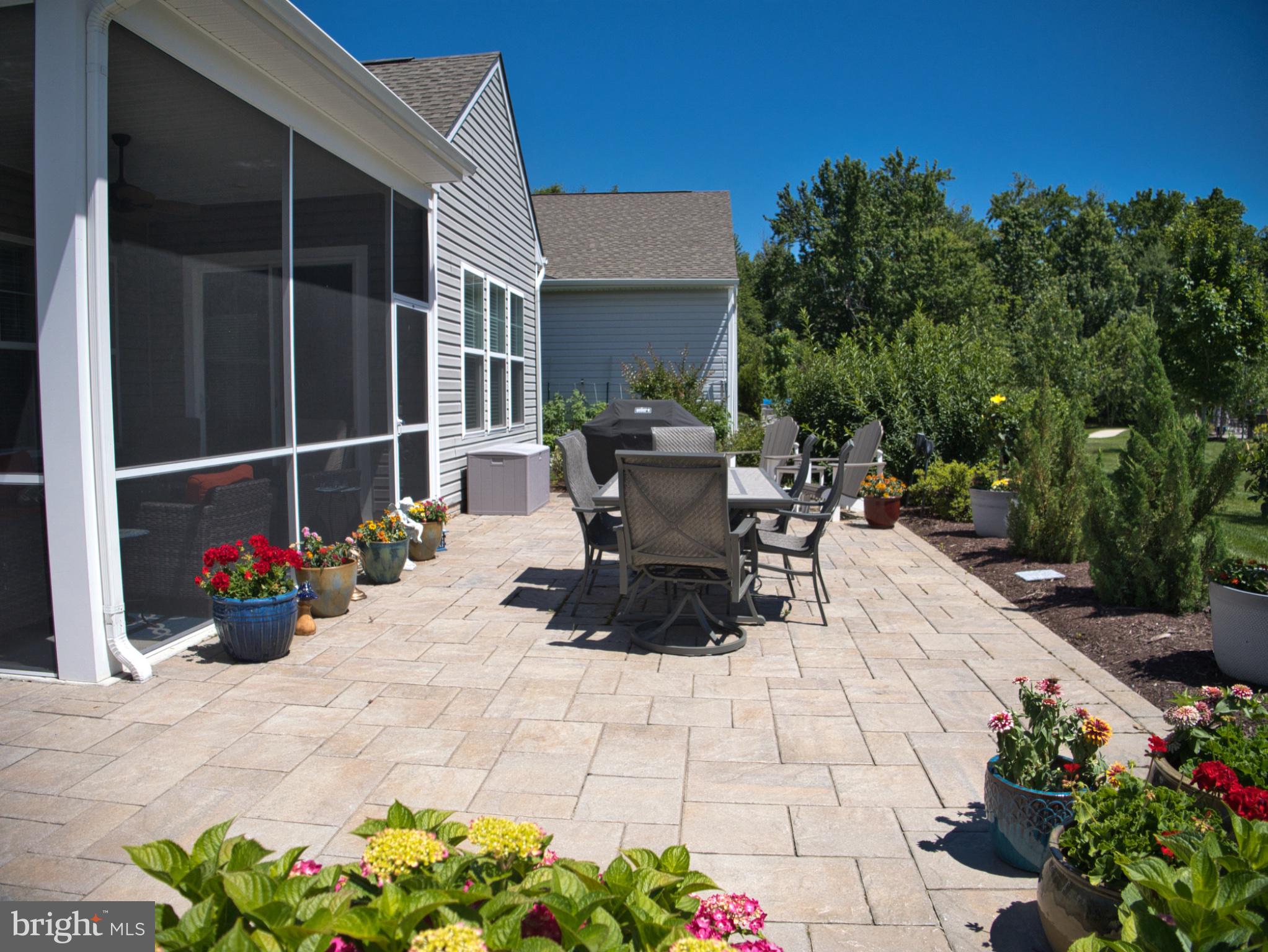 FOUR SEASONS AT KENT ISLAND - Residential