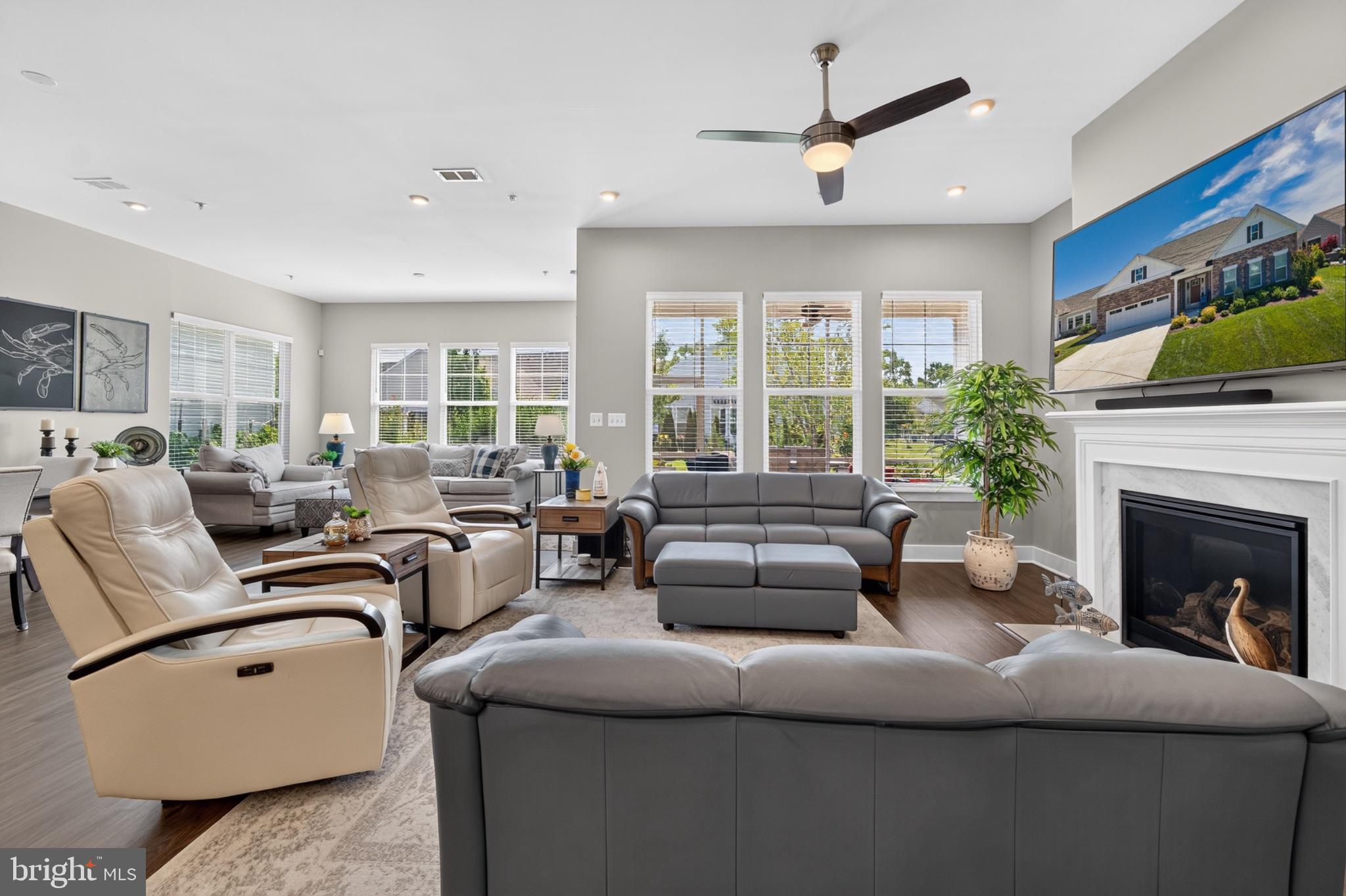 FOUR SEASONS AT KENT ISLAND - Residential
