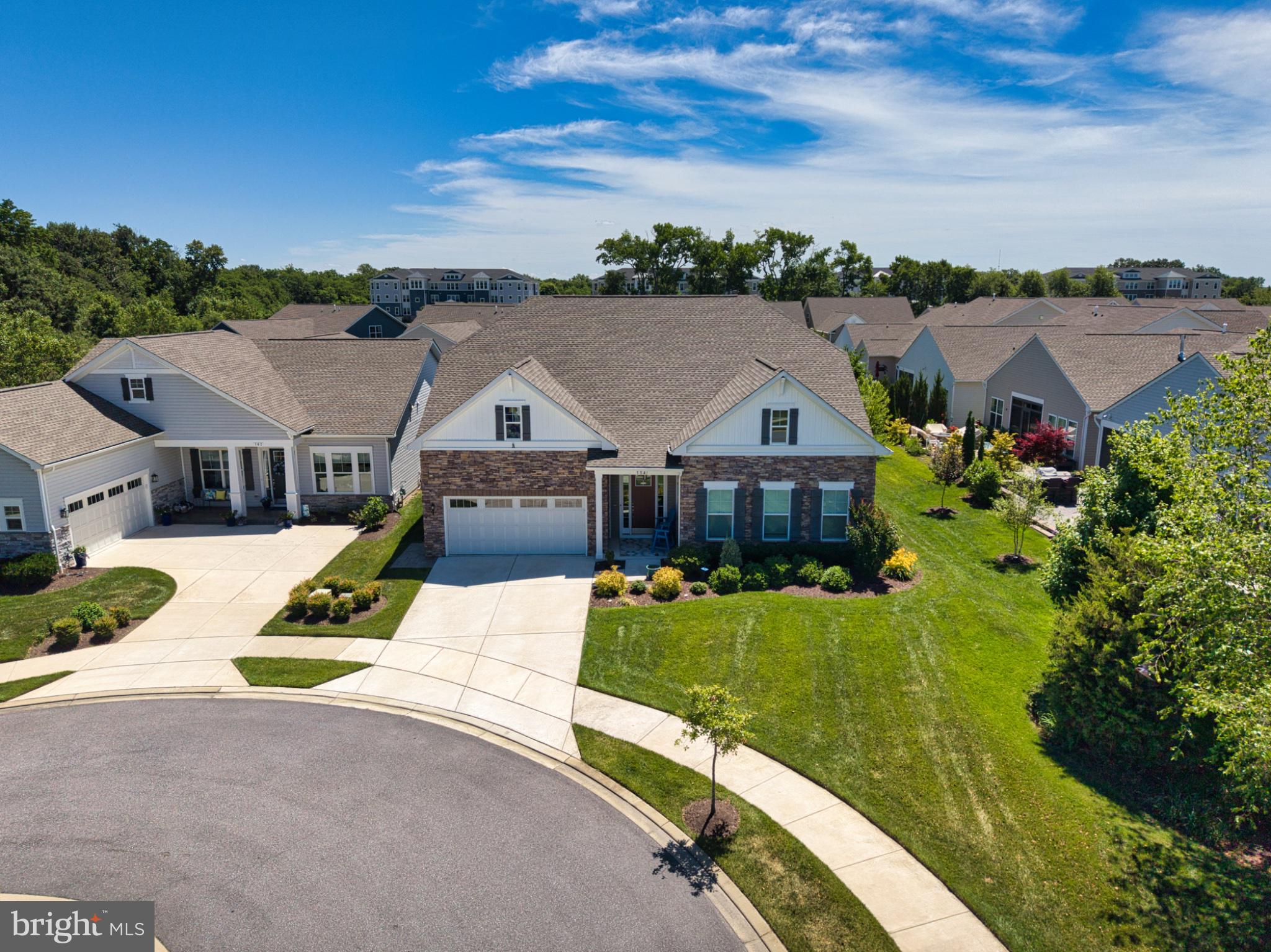 FOUR SEASONS AT KENT ISLAND - Residential
