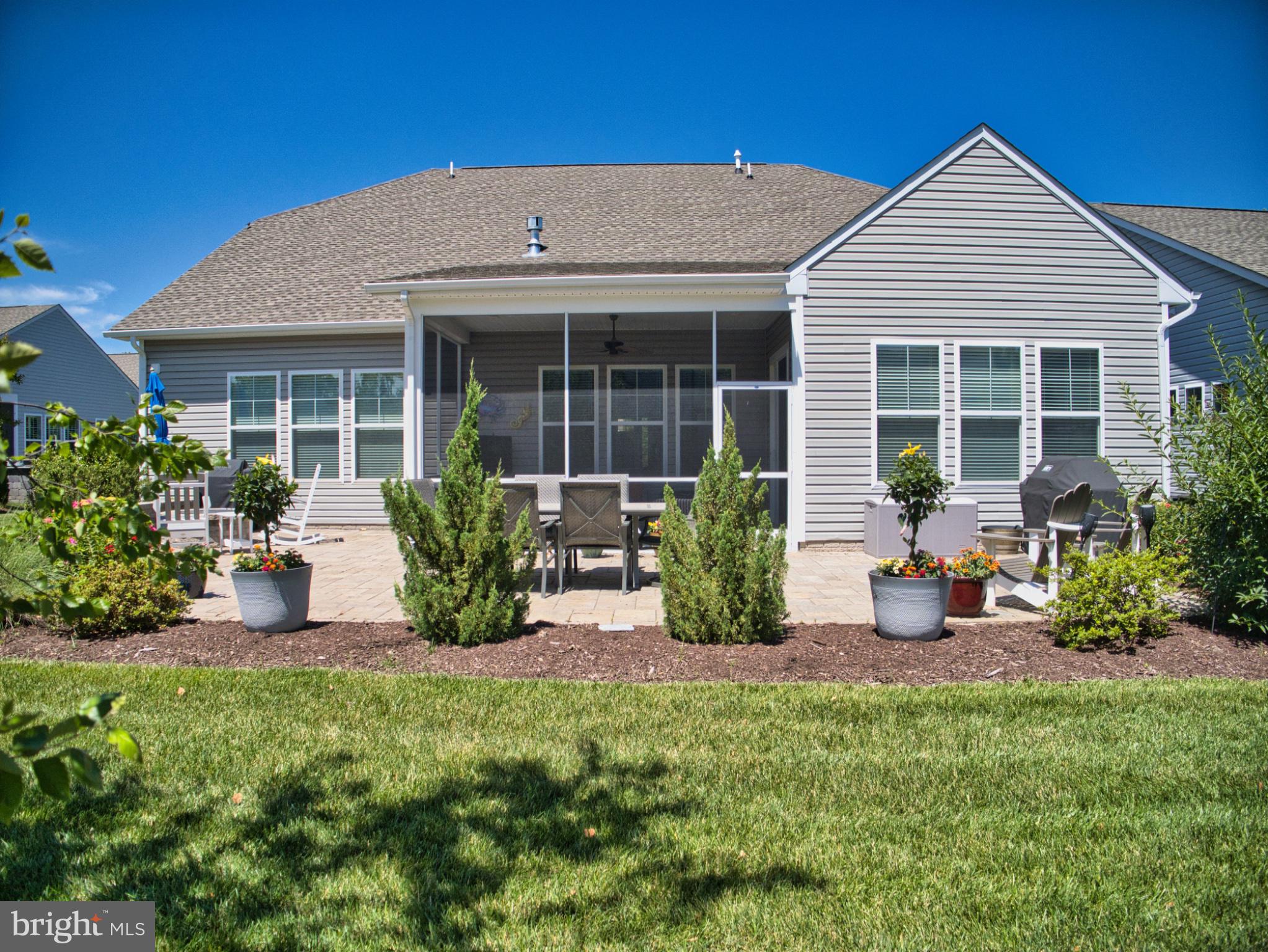 FOUR SEASONS AT KENT ISLAND - Residential