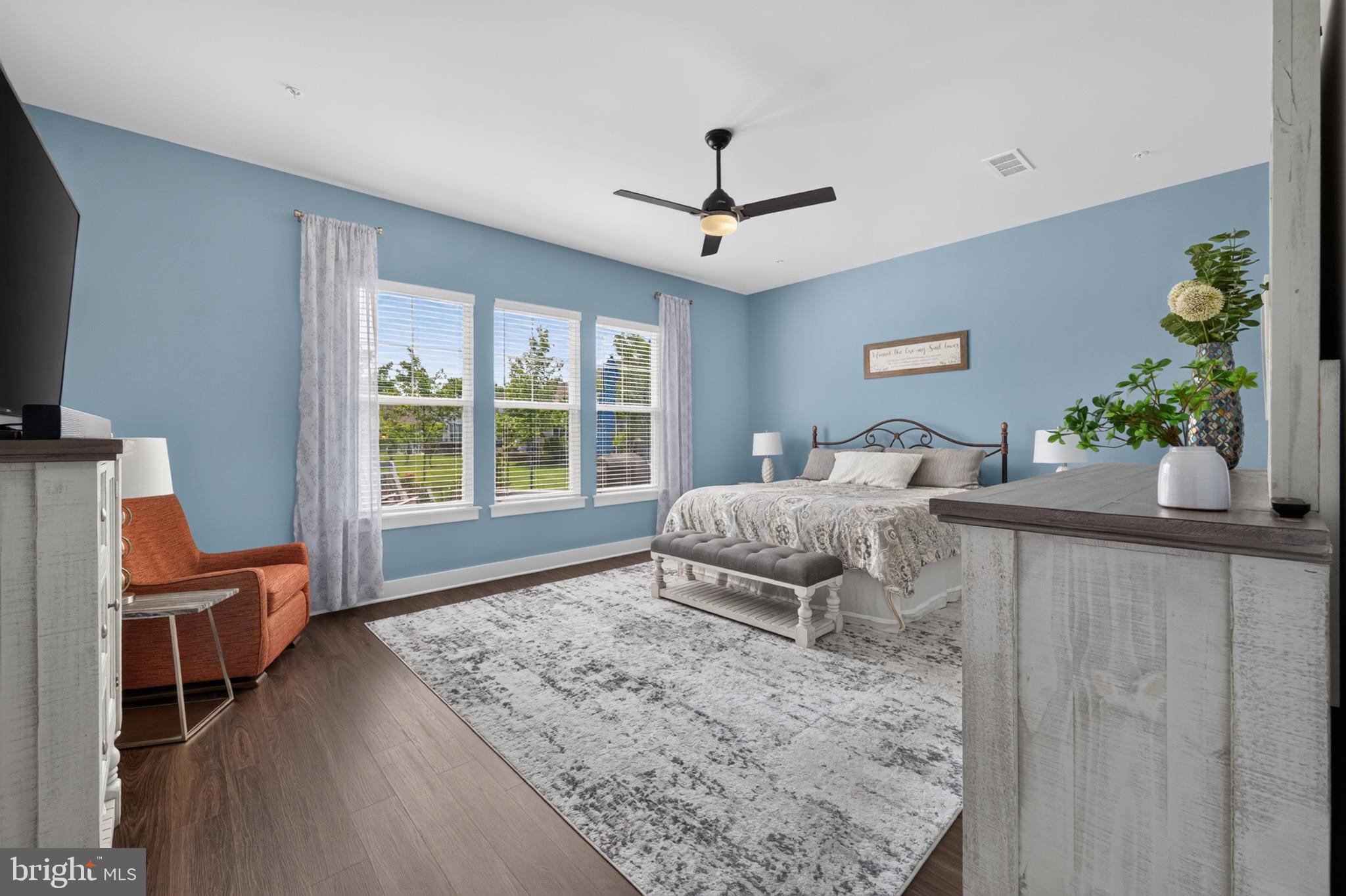 FOUR SEASONS AT KENT ISLAND - Residential