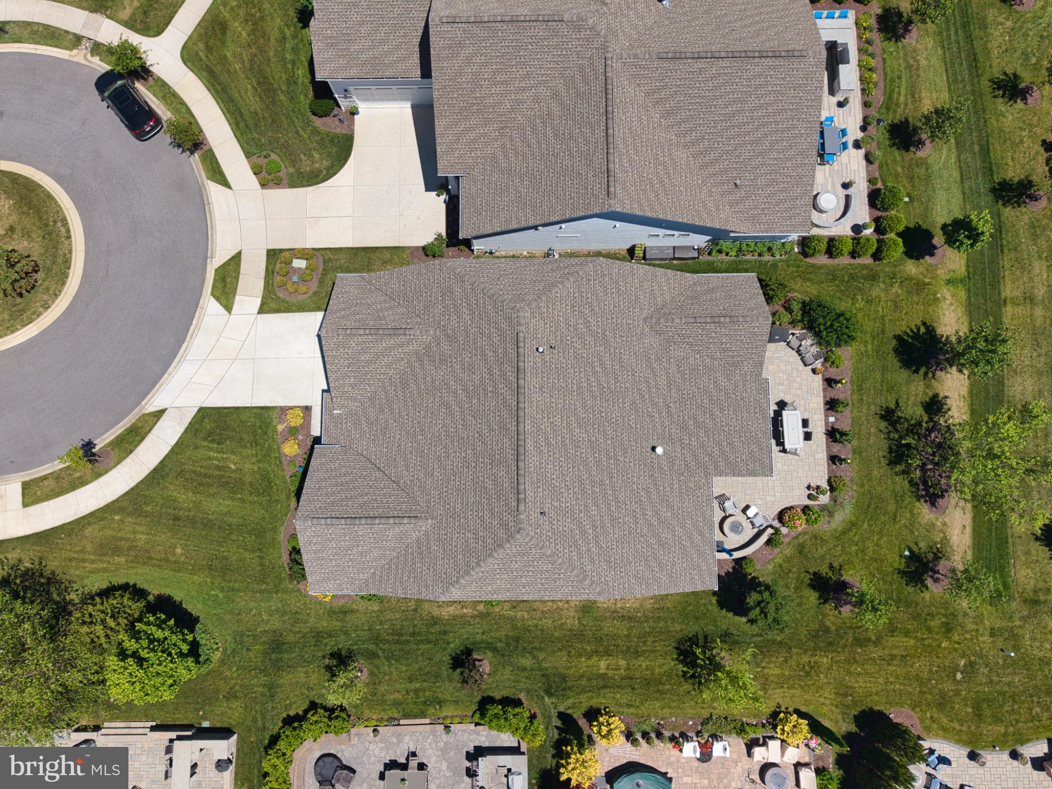 FOUR SEASONS AT KENT ISLAND - Residential