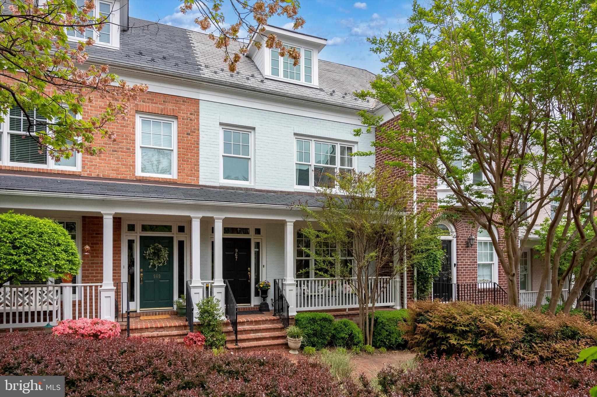 OLD TOWN GATEWAY - Residential