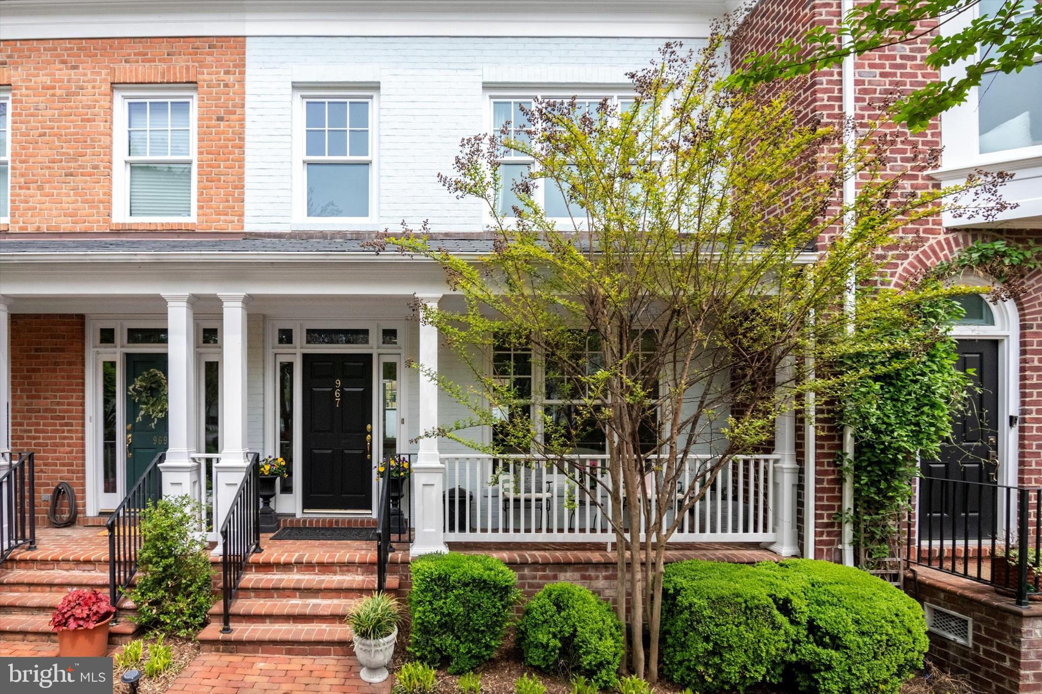 OLD TOWN GATEWAY - Residential