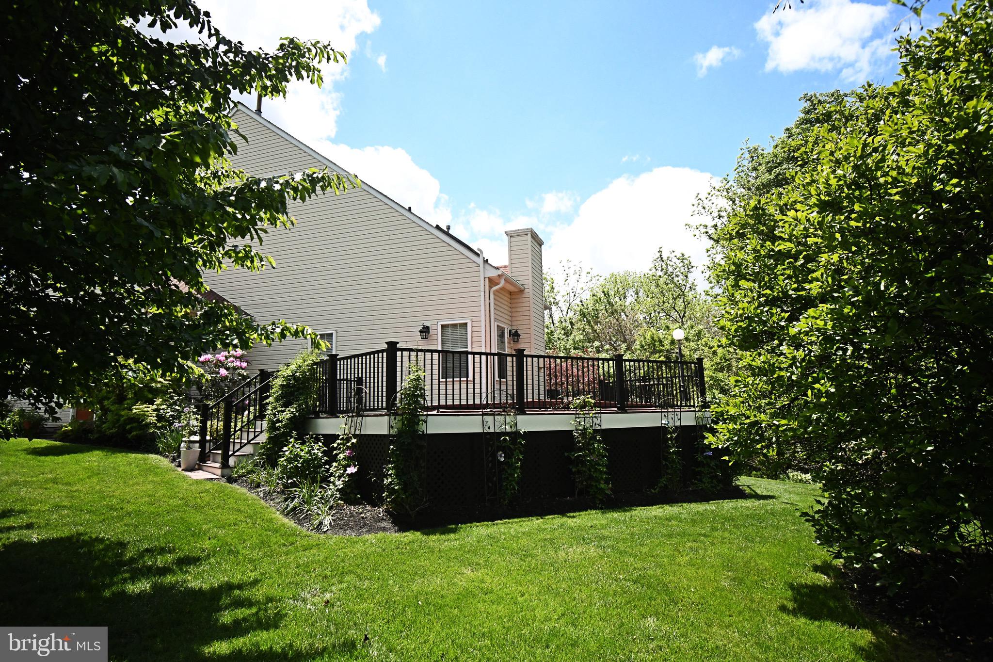 WASHINGTON CROSSING - Residential