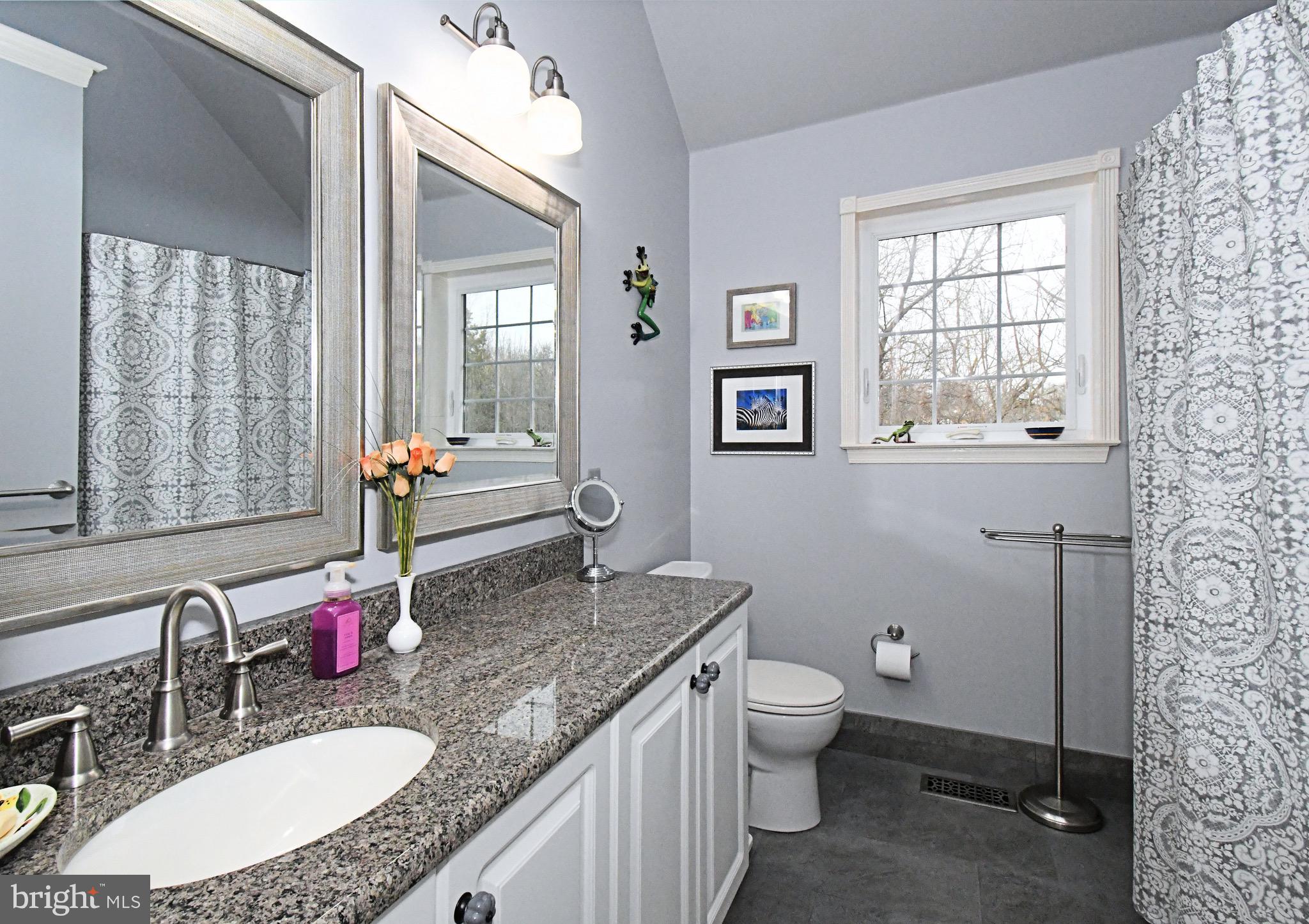 WASHINGTON CROSSING - Residential