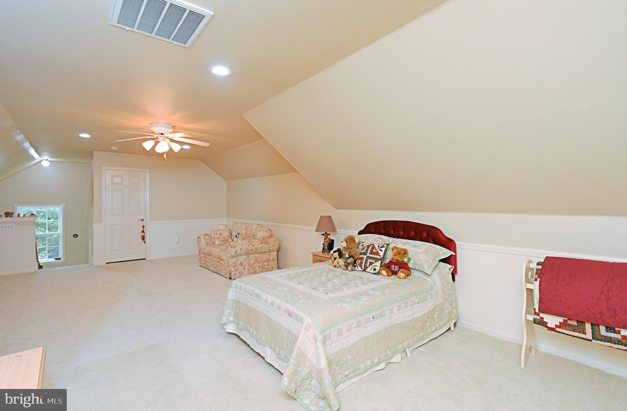 WASHINGTON CROSSING - Residential