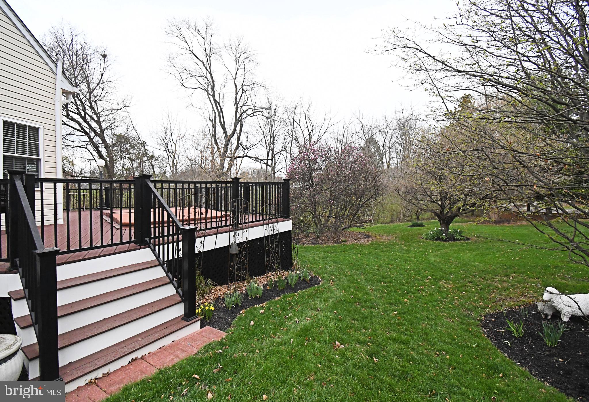 WASHINGTON CROSSING - Residential